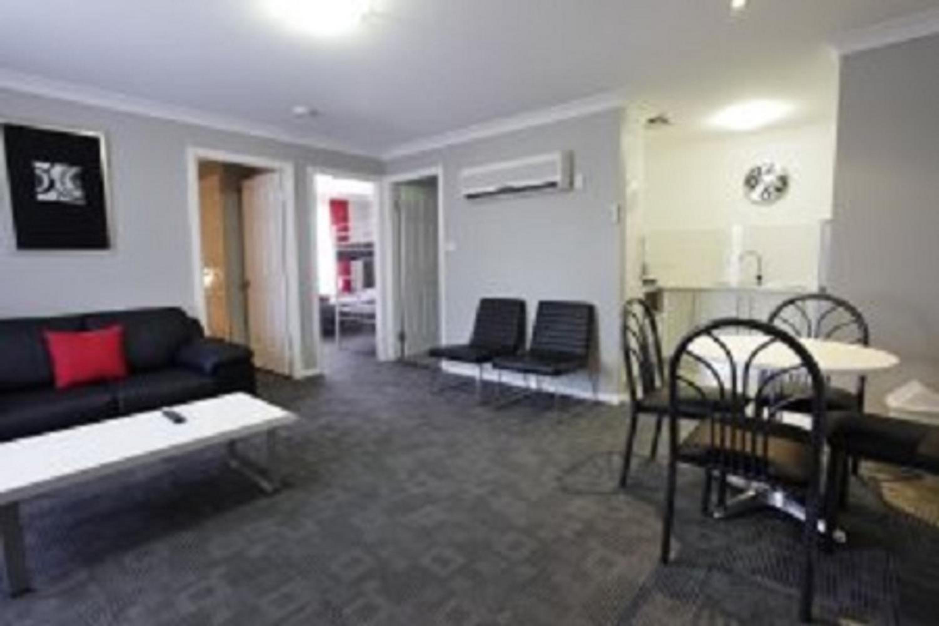 Serviced Apartment - Photo 1