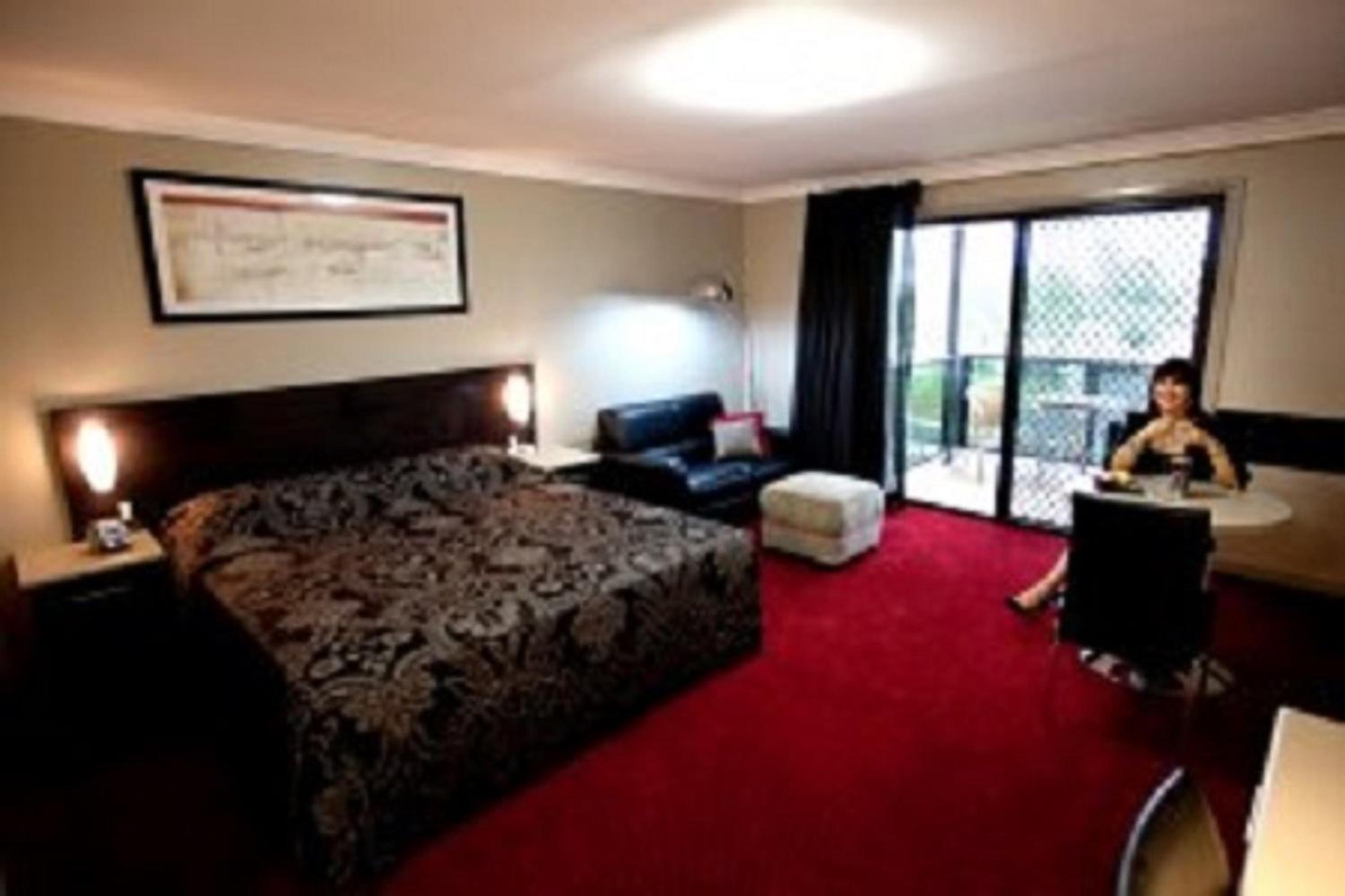 Superior King Room - Photo 5