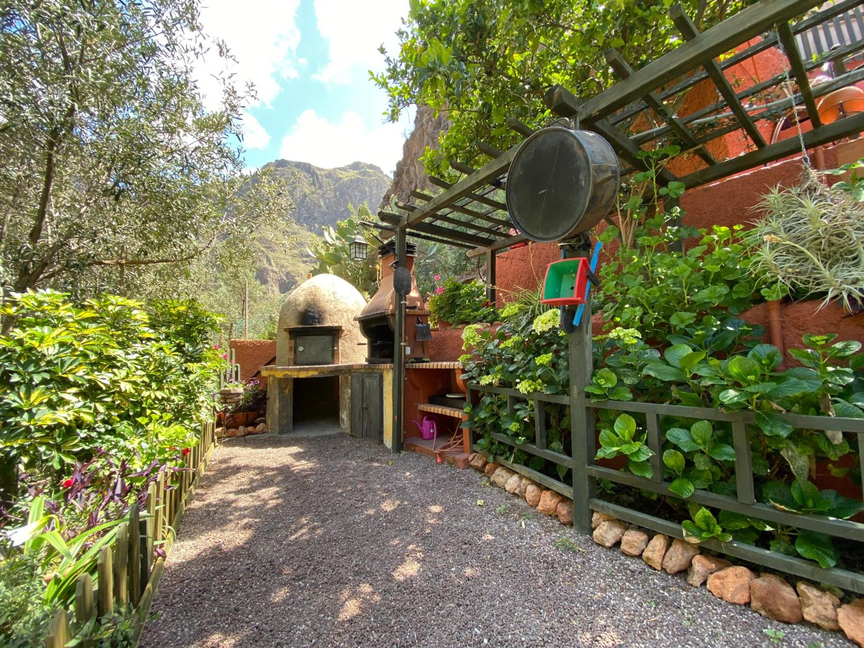Three-Bedroom House - Photo 14