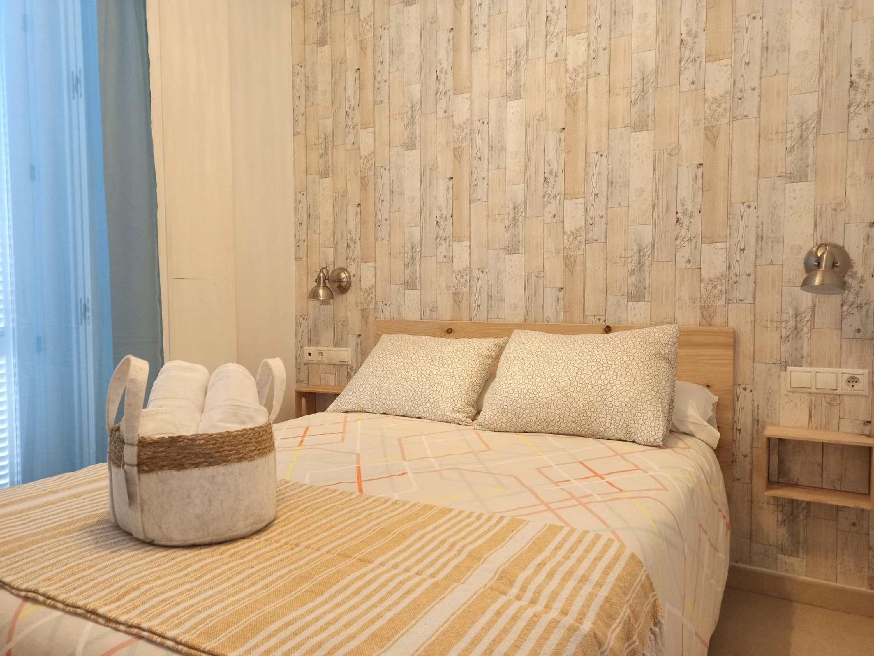 Apartamento con Balcón