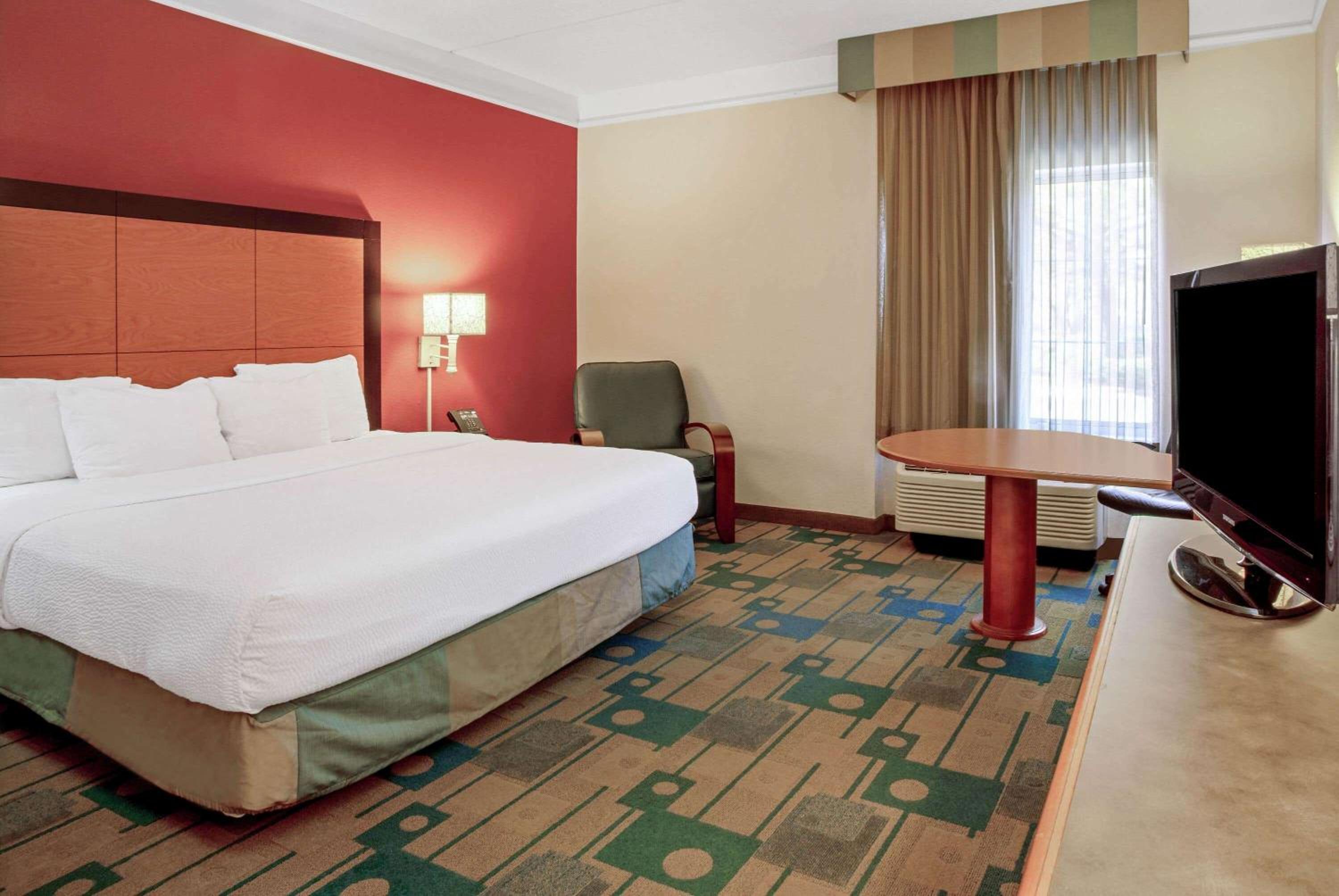 King Room - Disability Access - Photo 1