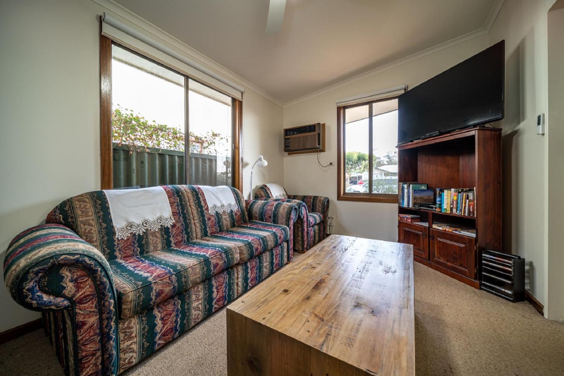 Two-Bedroom House photo 1
