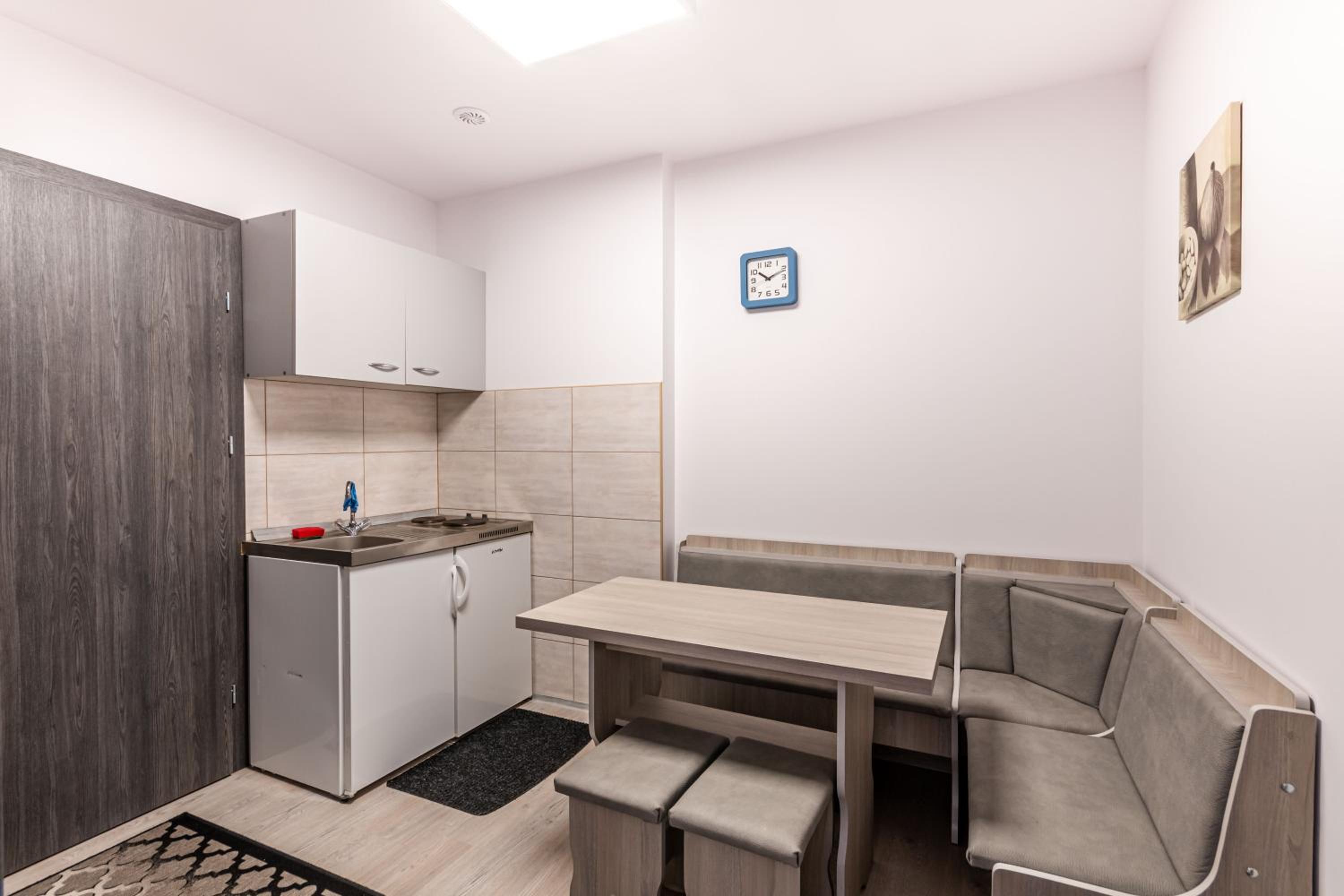 Family Apartment - Photo 2