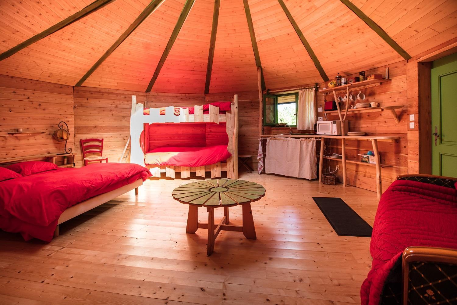 Yurt - Photo 15