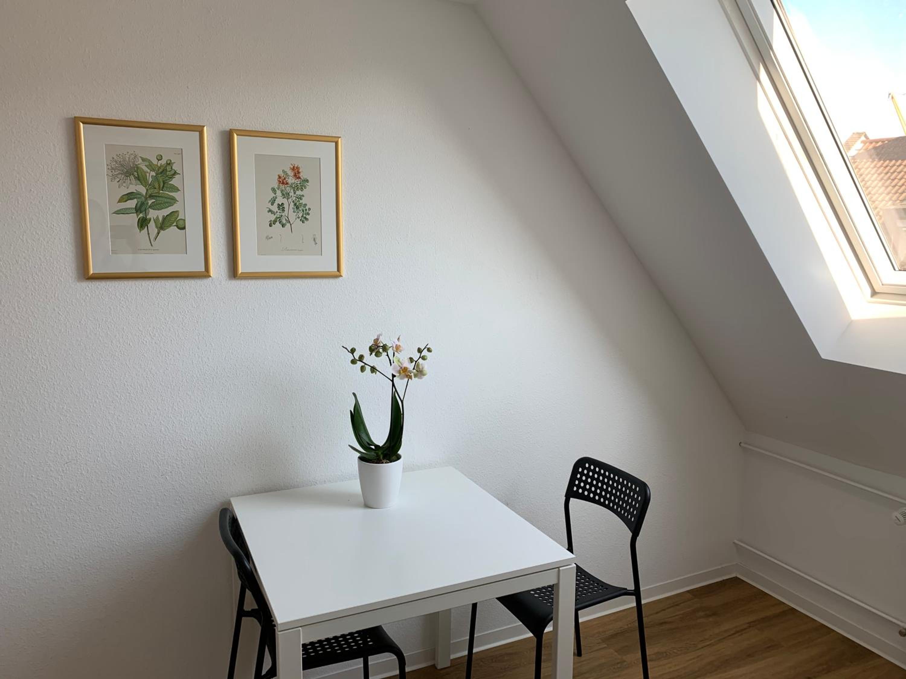Two-Bedroom Apartment - Photo 6