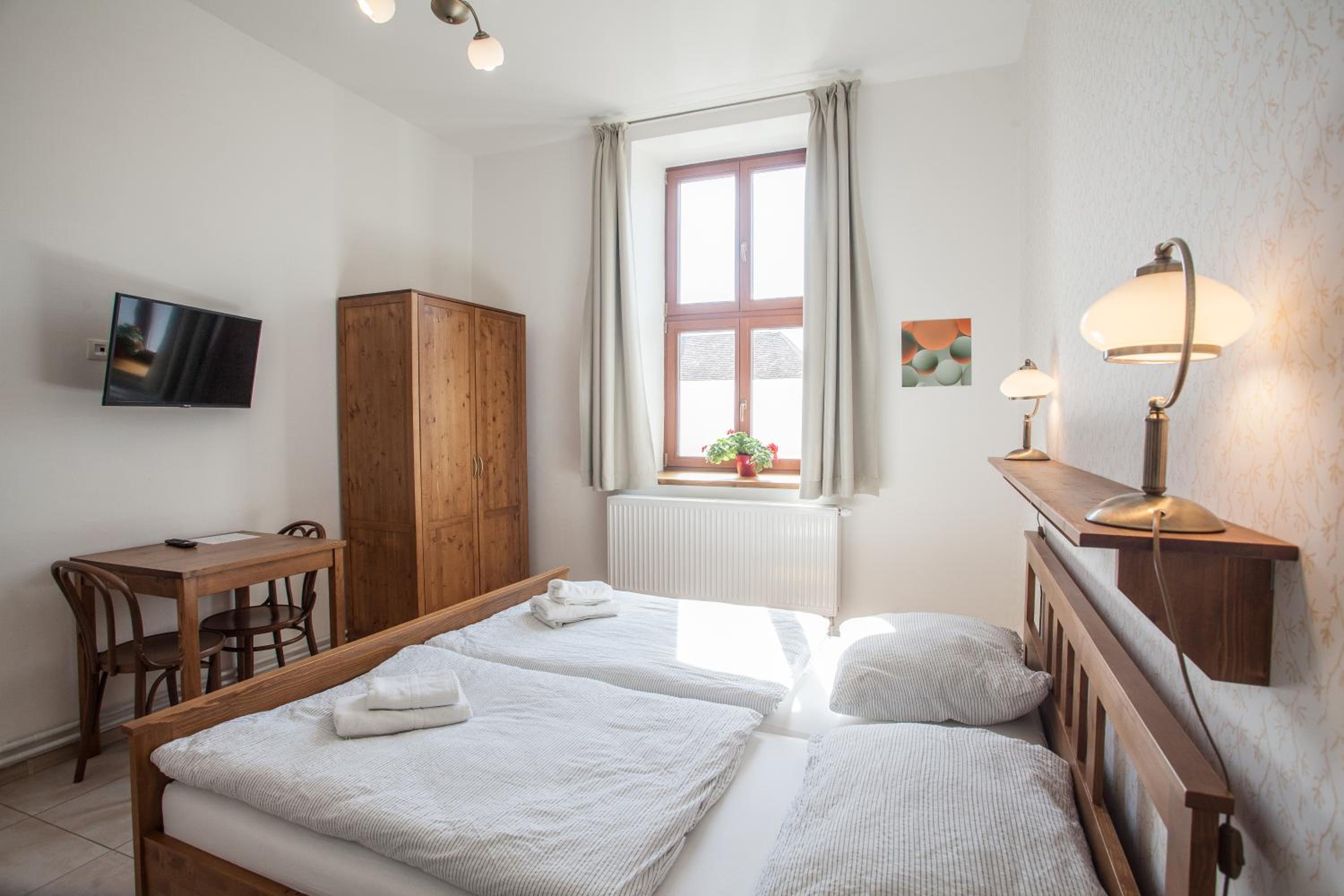 Standard Double Room - Photo 1