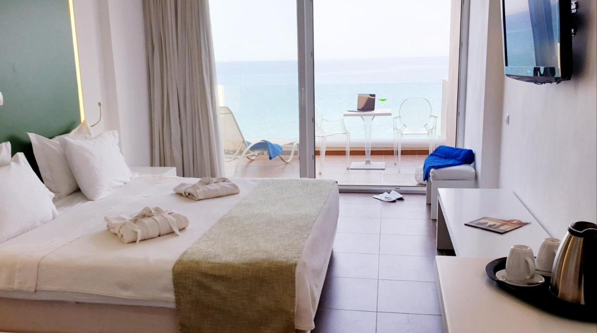 Deluxe Double or Twin Room with Sea View