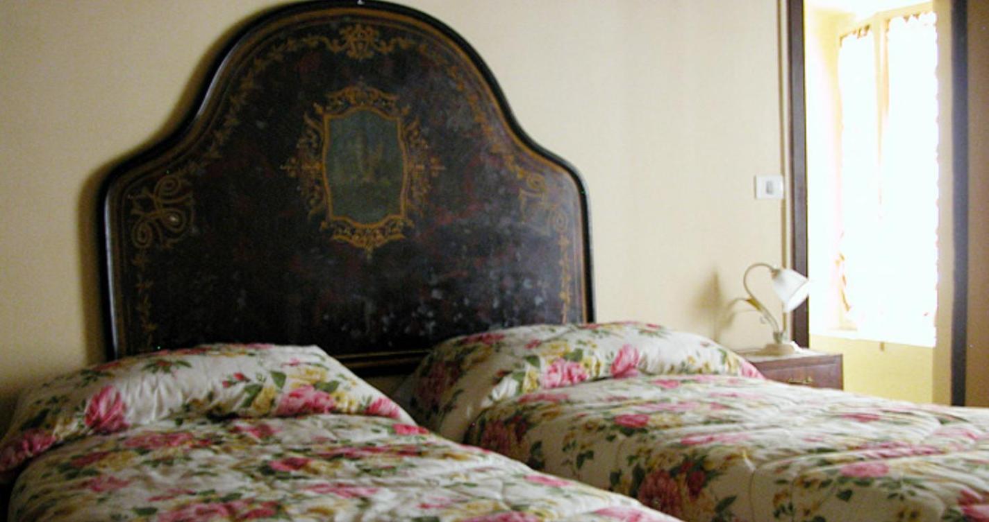 Double or Twin Room - Photo 3