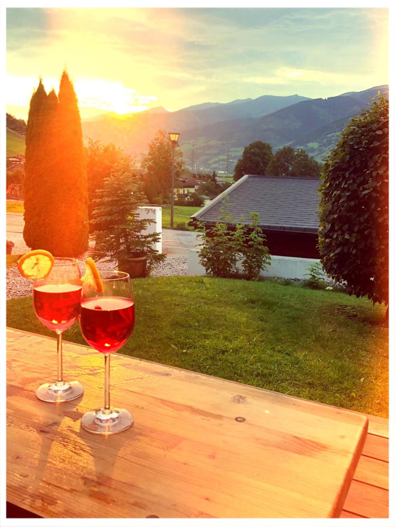 Luxury Chalet (2 Adults) with Free VIP Tauern Spa Entry photo 2