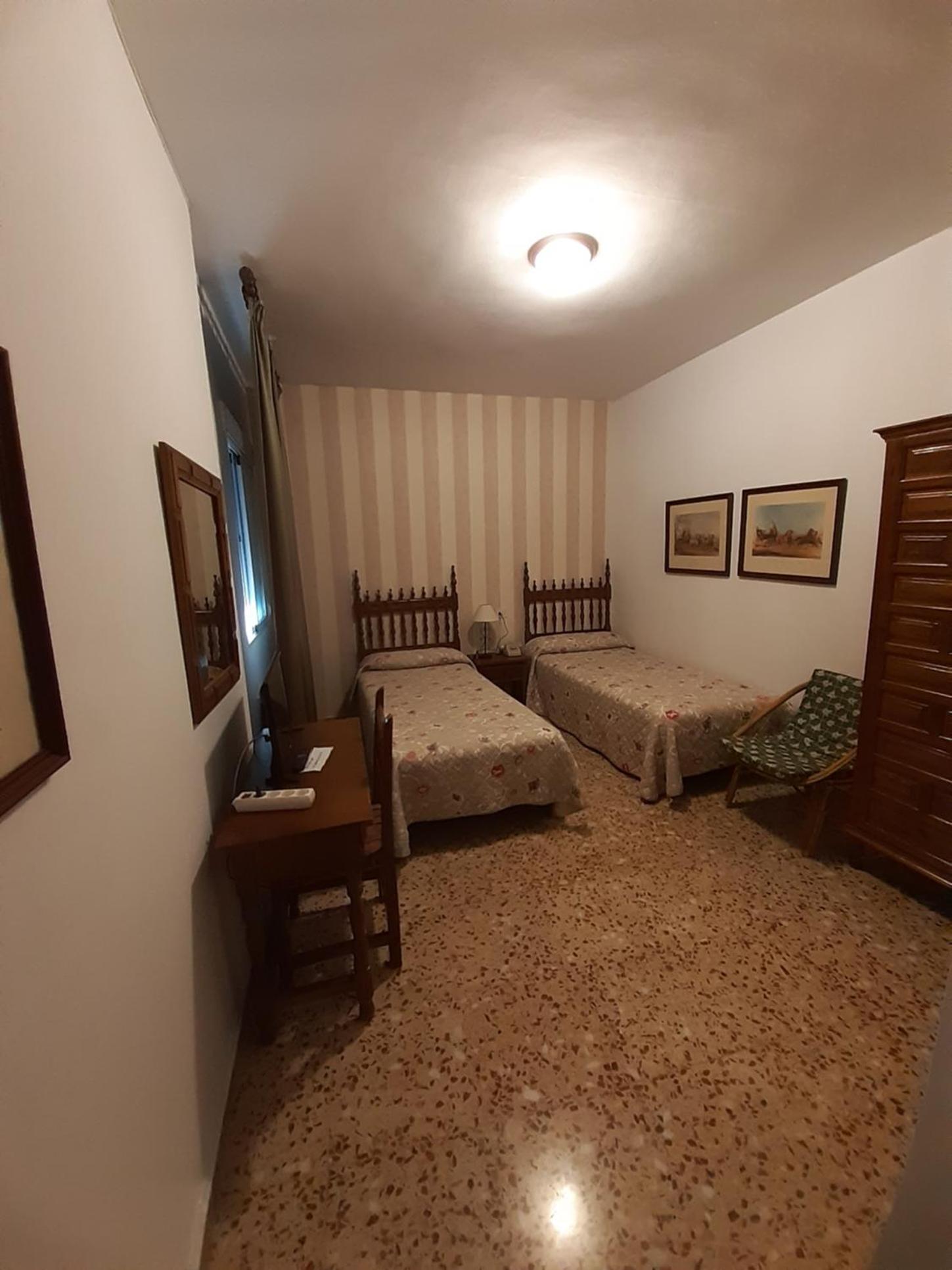 Double or Twin Room photo 2