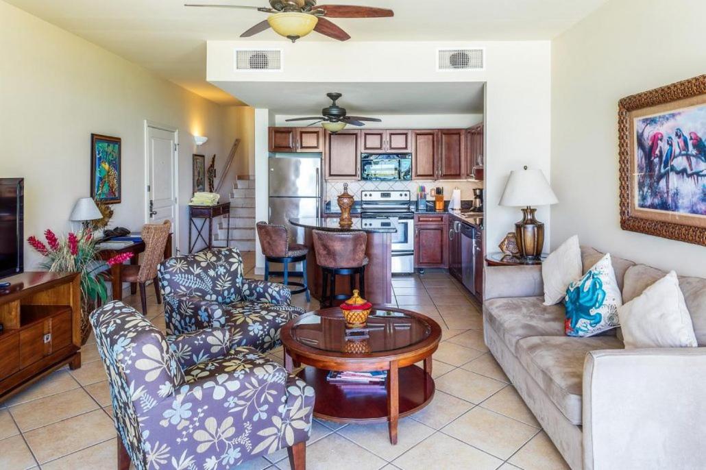 1-Bedroom Oceanfront (4202) photo 3