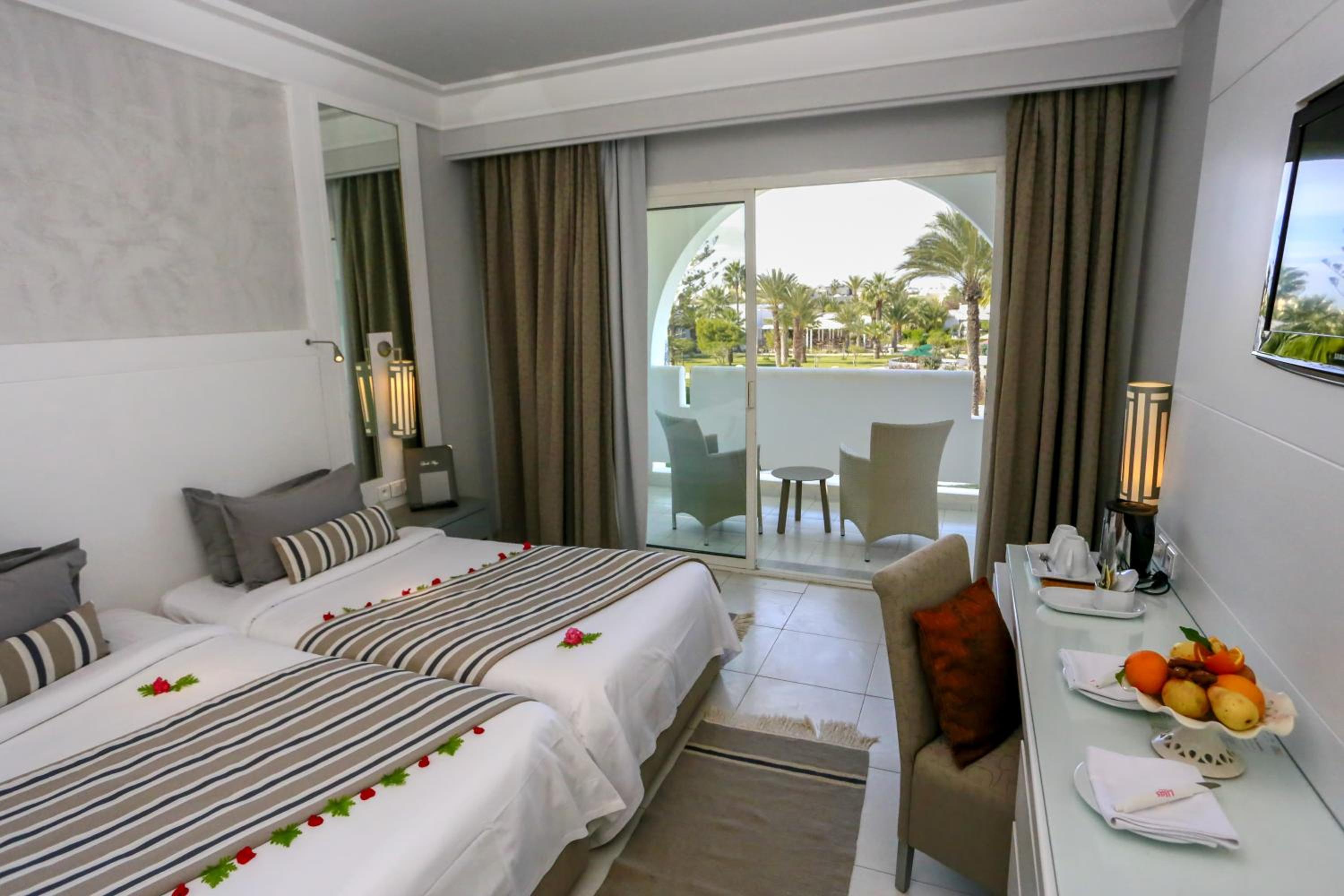 Double Room with Pool View
