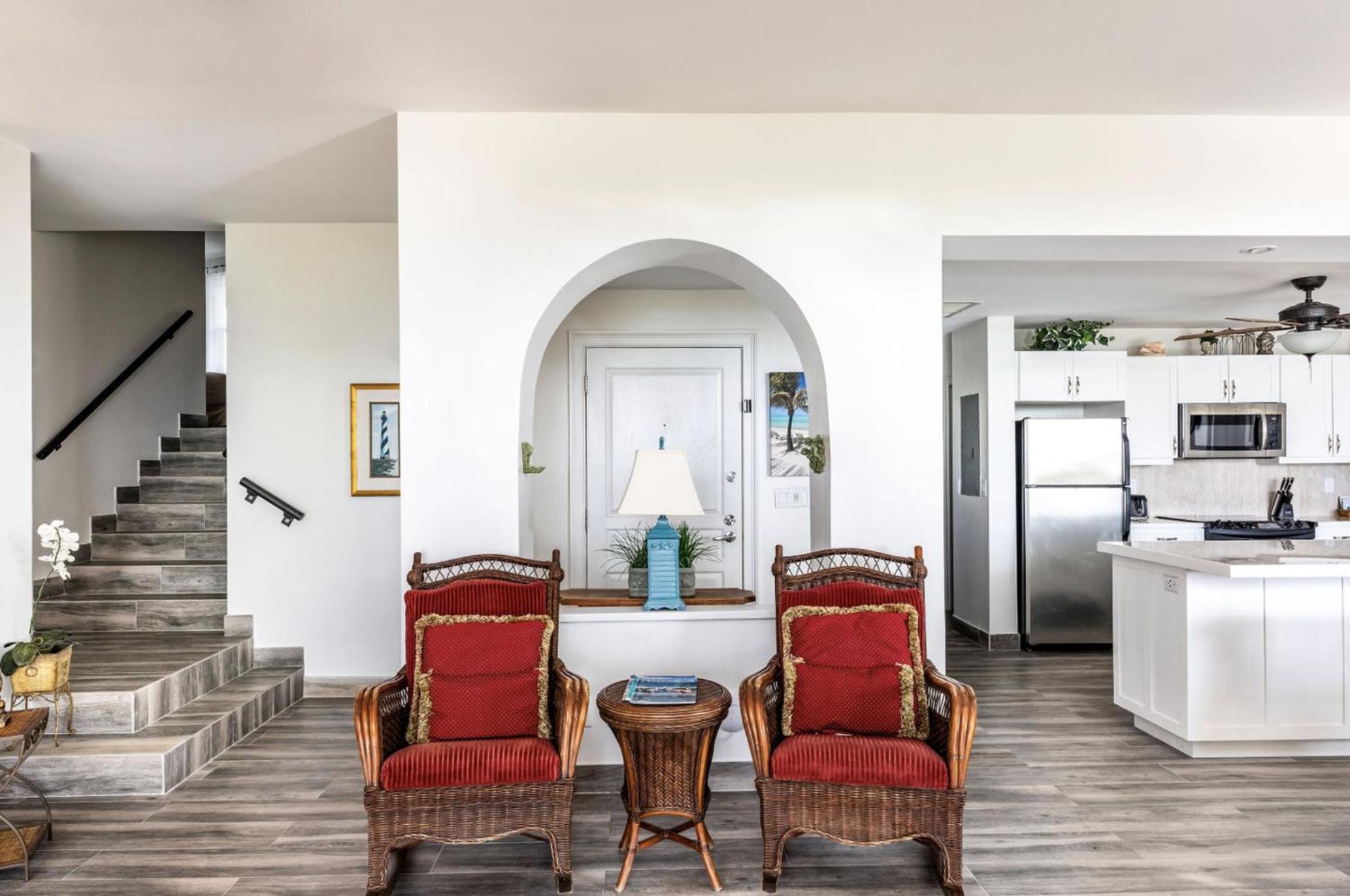 2-Bedroom Beach Level (4101) photo 2