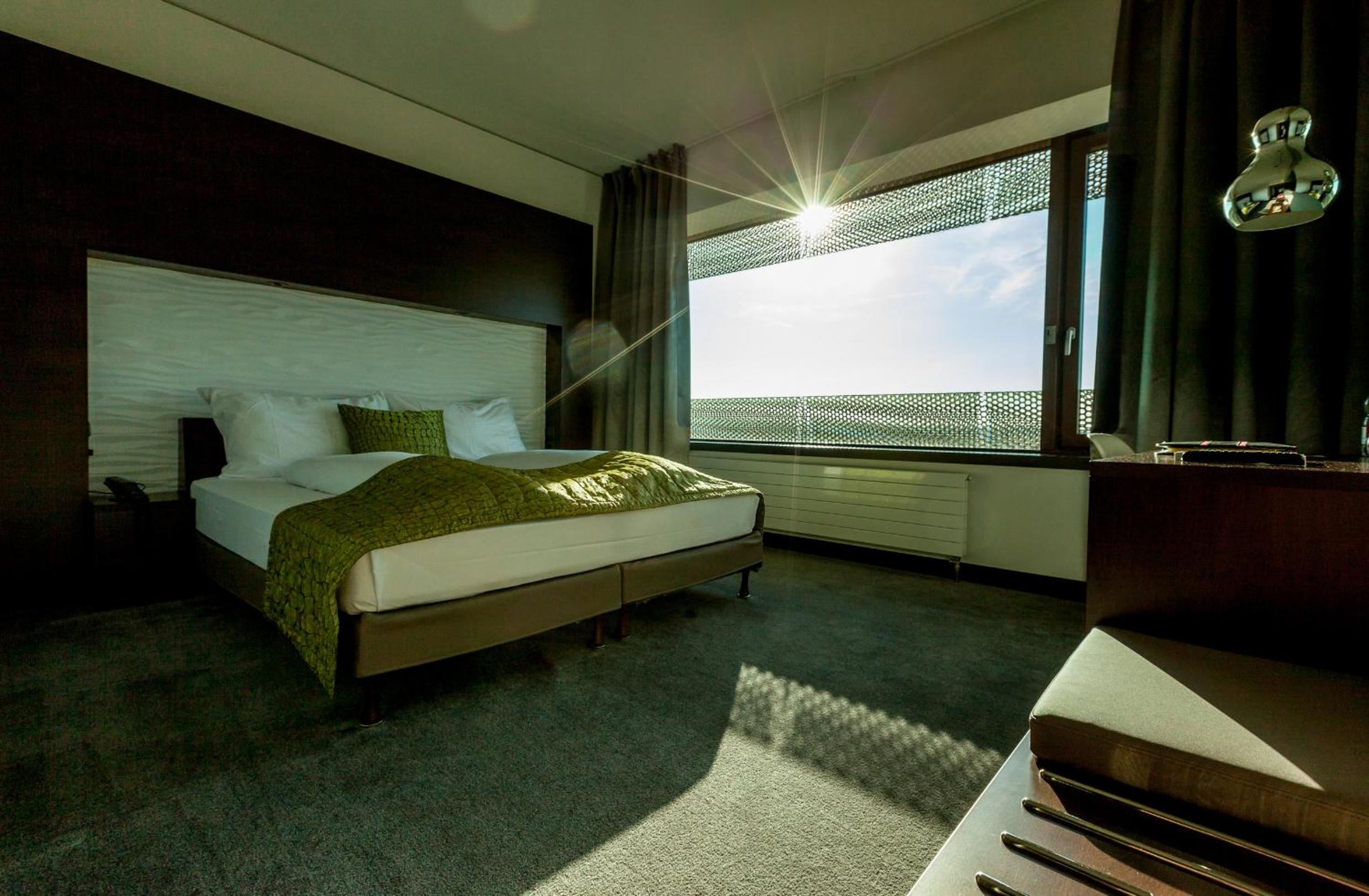 Available room