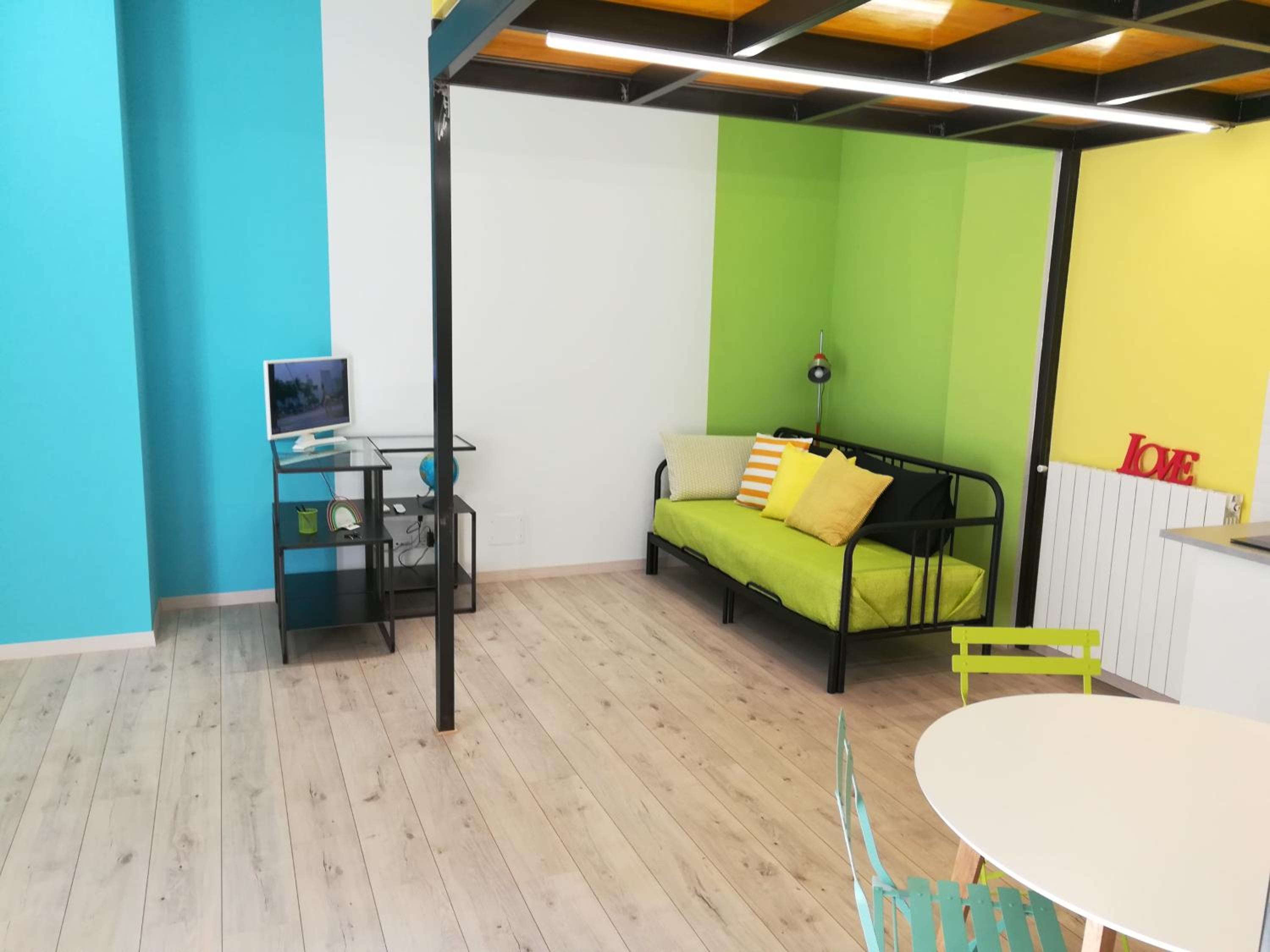 Loft - Photo 3