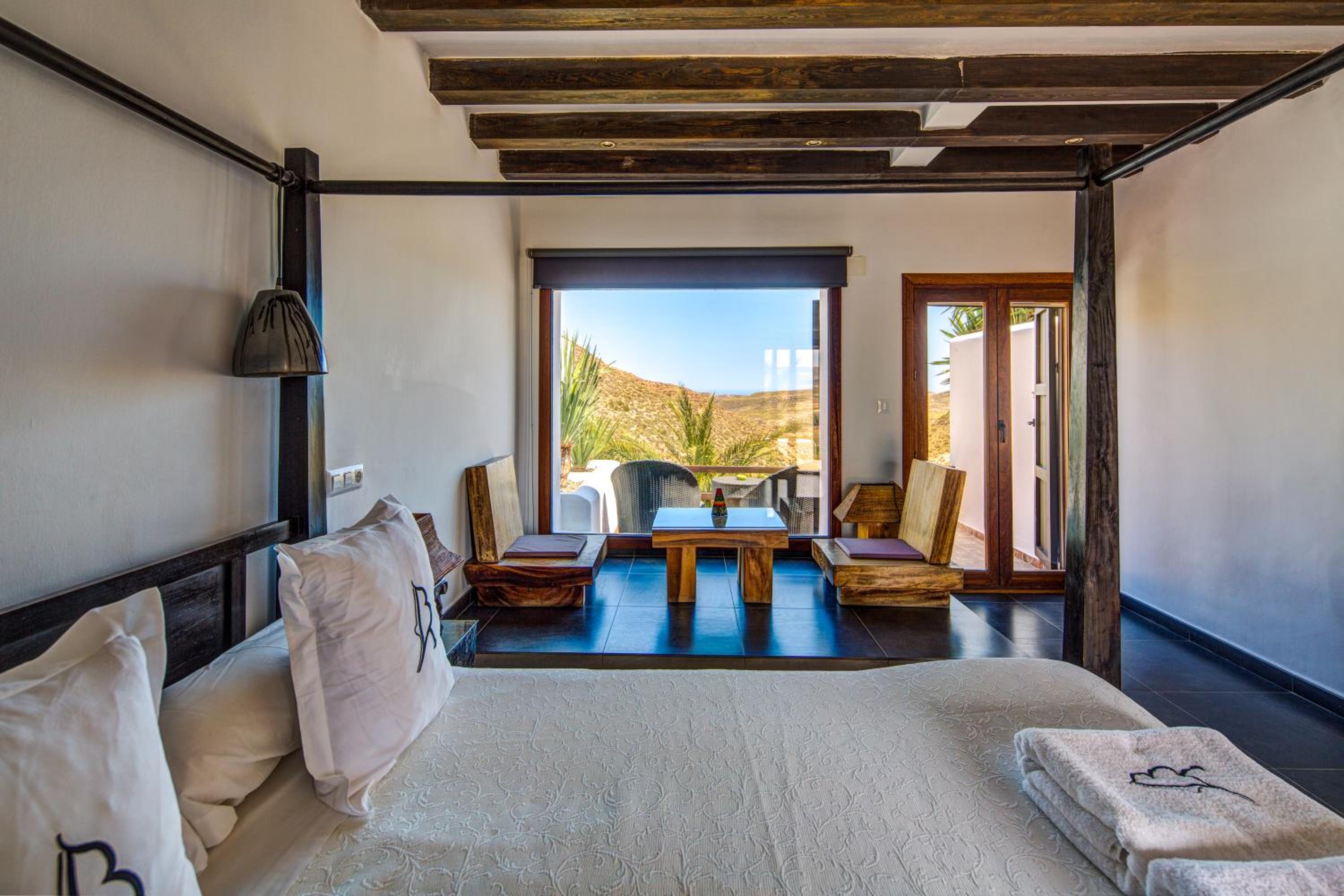 Double Room with Terrace - Photo 2