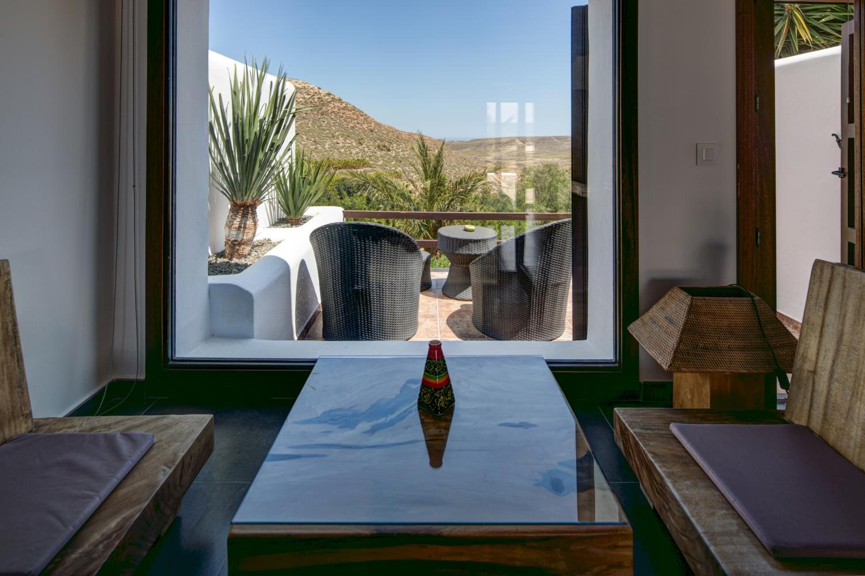 Double Room with Terrace - Photo 10