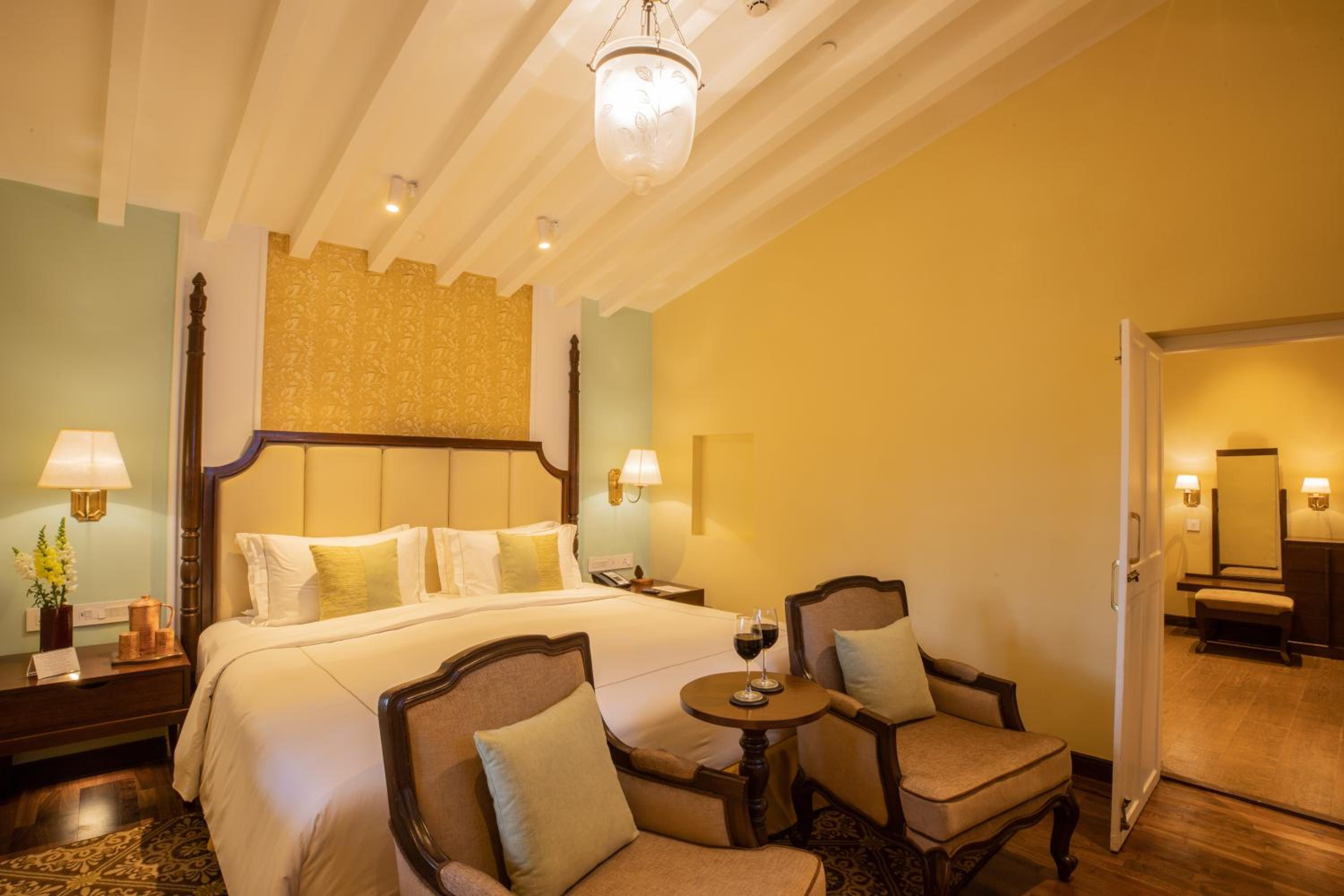 SeleQtions Suite 2 Bed Room King Bed photo 2