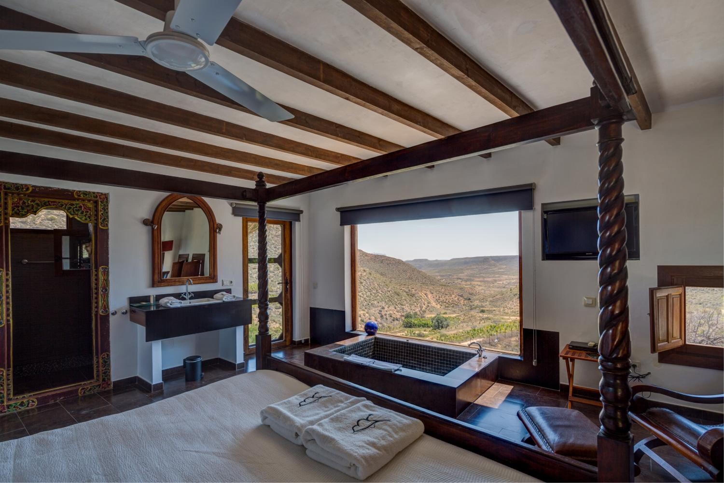 Suite con Bañera de Hidromasaje