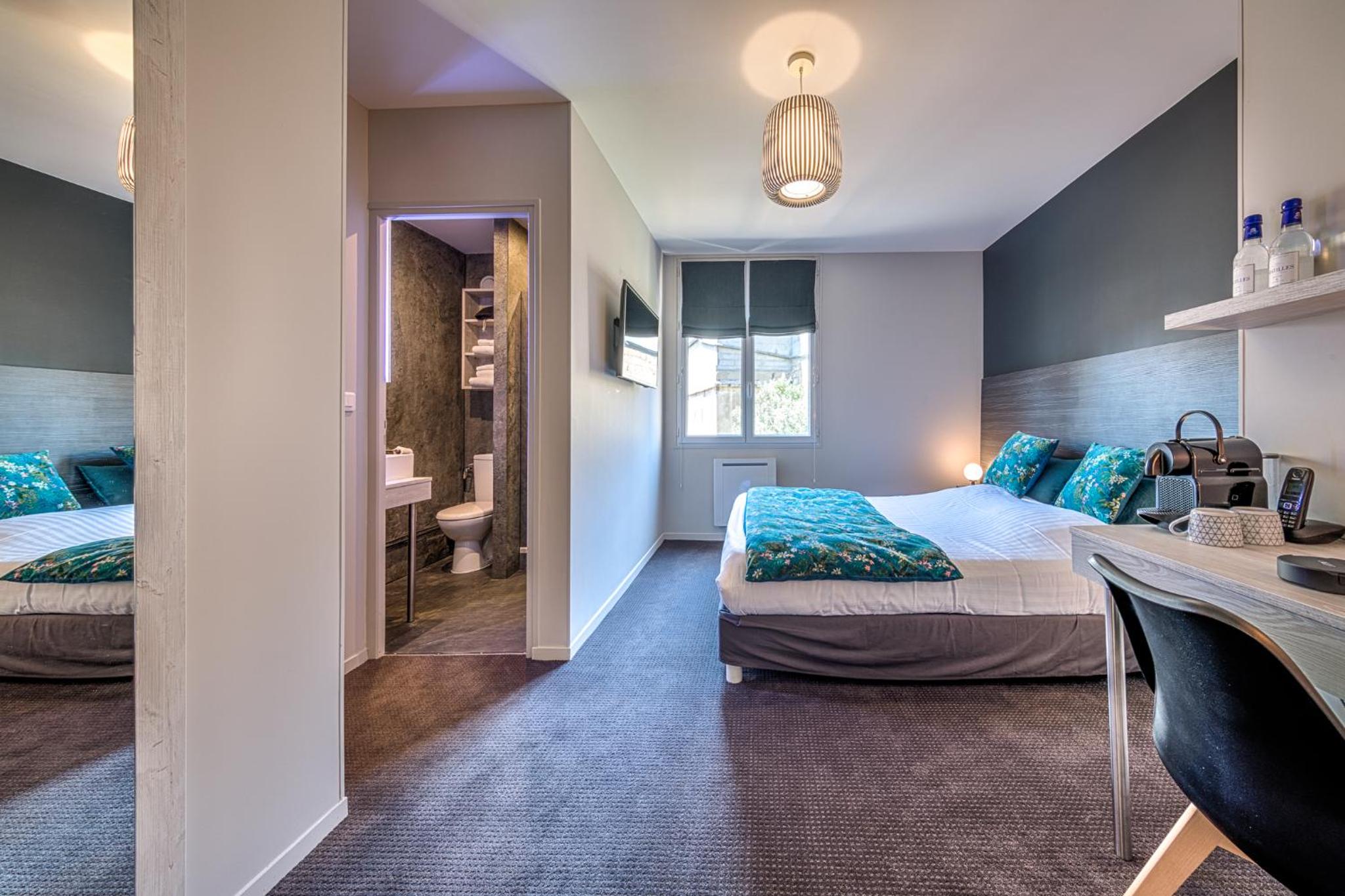 Deluxe Double Room with Garden View
