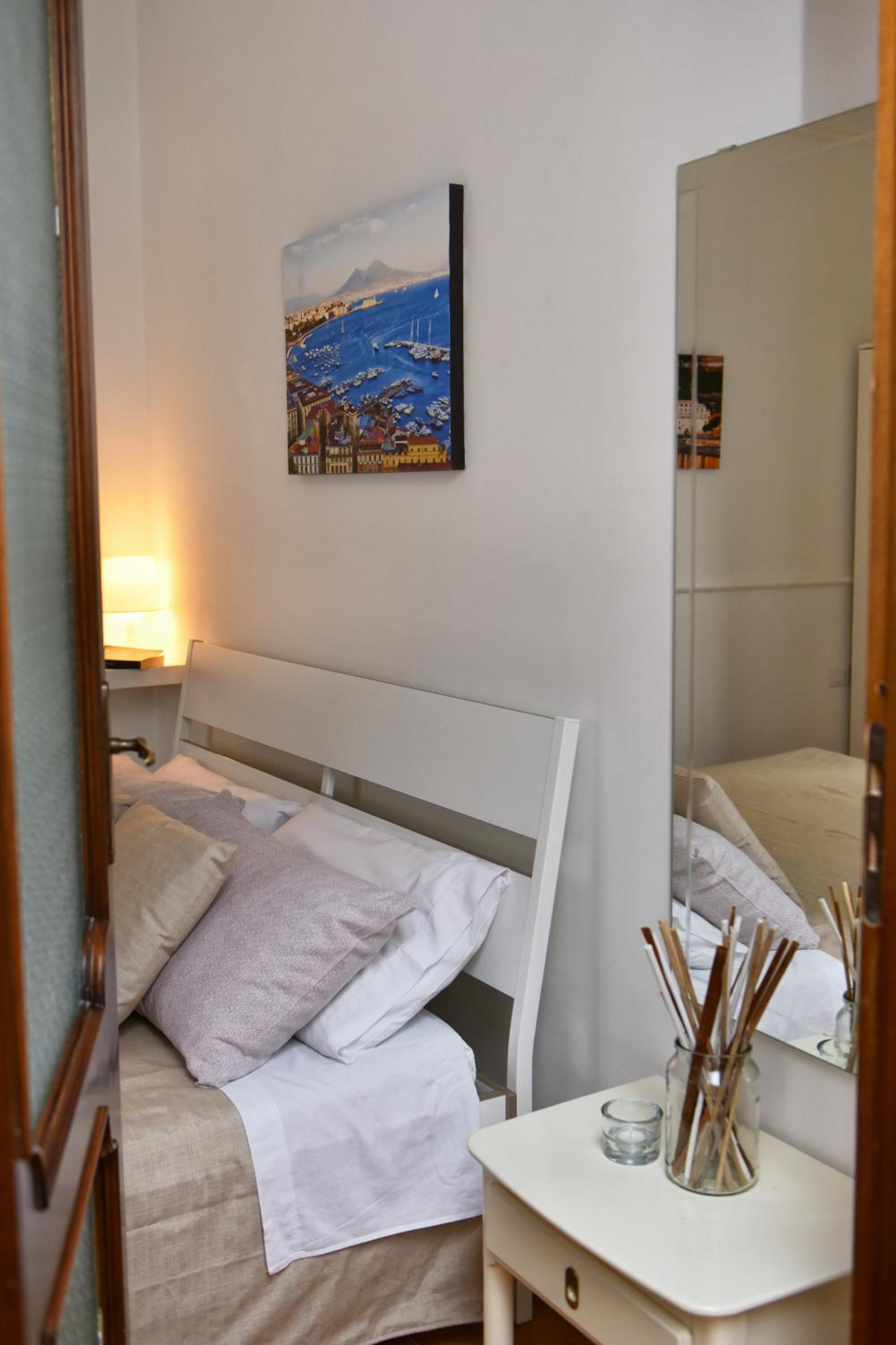 One-Bedroom House photo 1