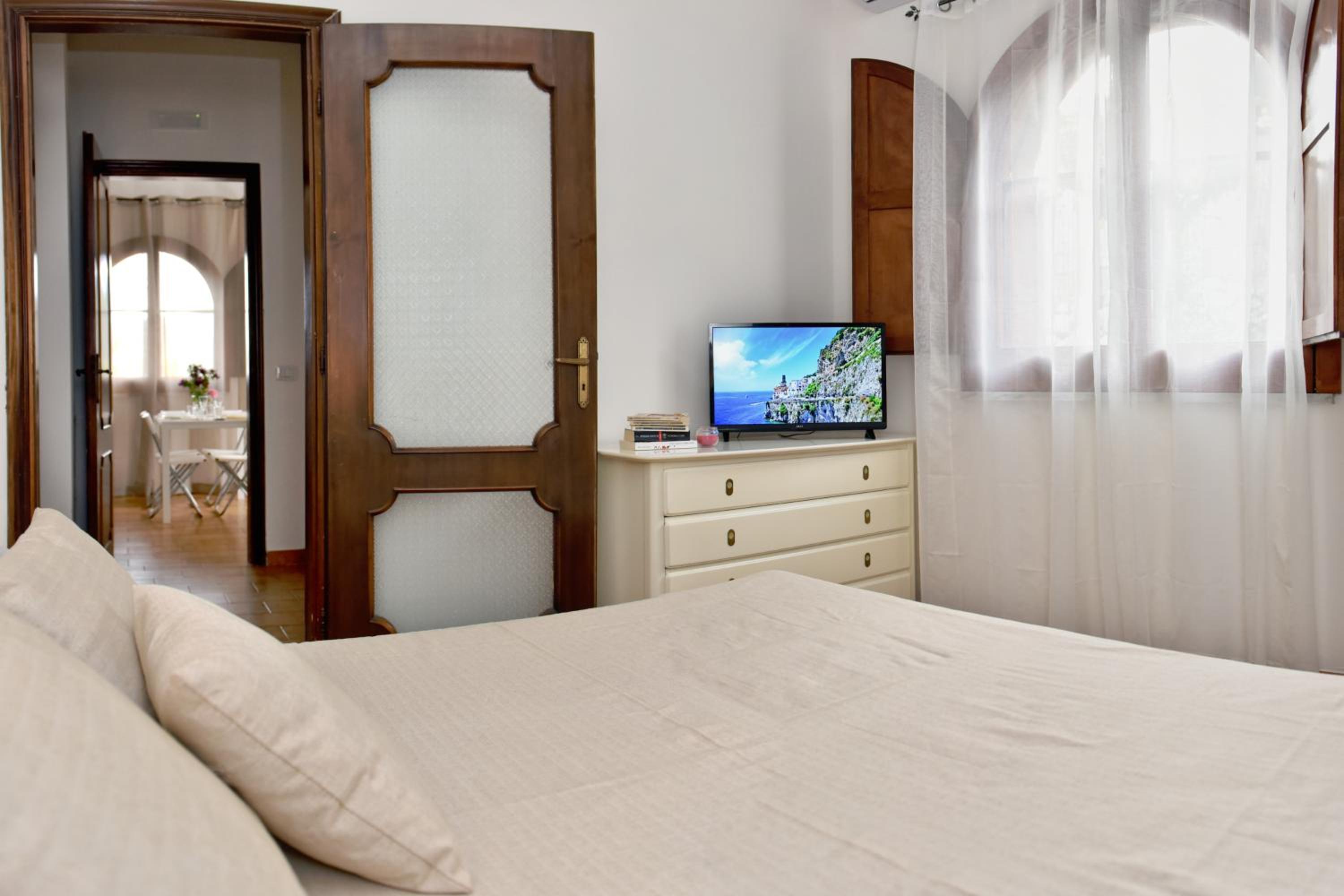 One-Bedroom House photo 2