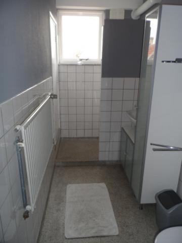 Three-Bedroom Apartment - Photo 16