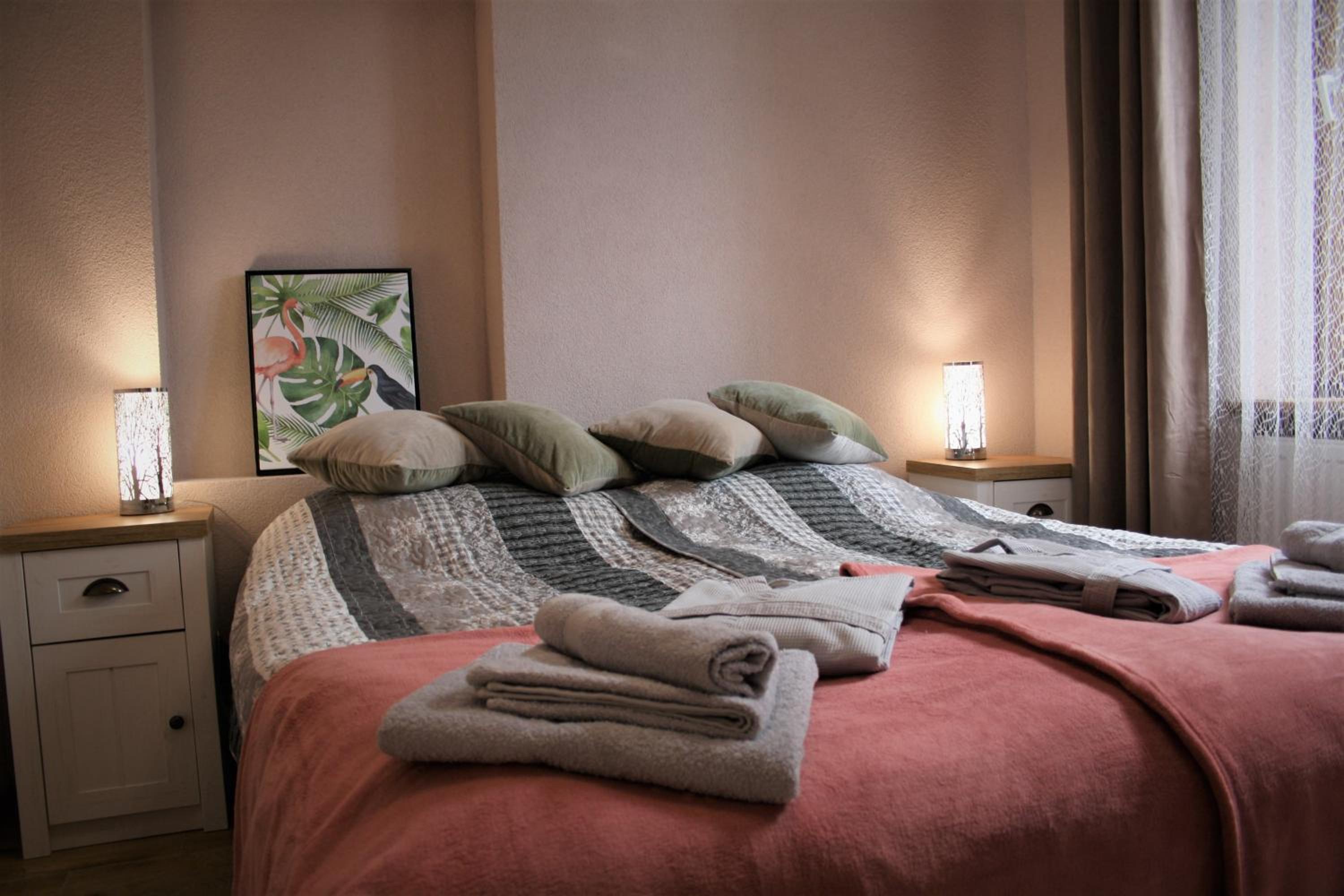 One-Bedroom Apartment - Photo 13