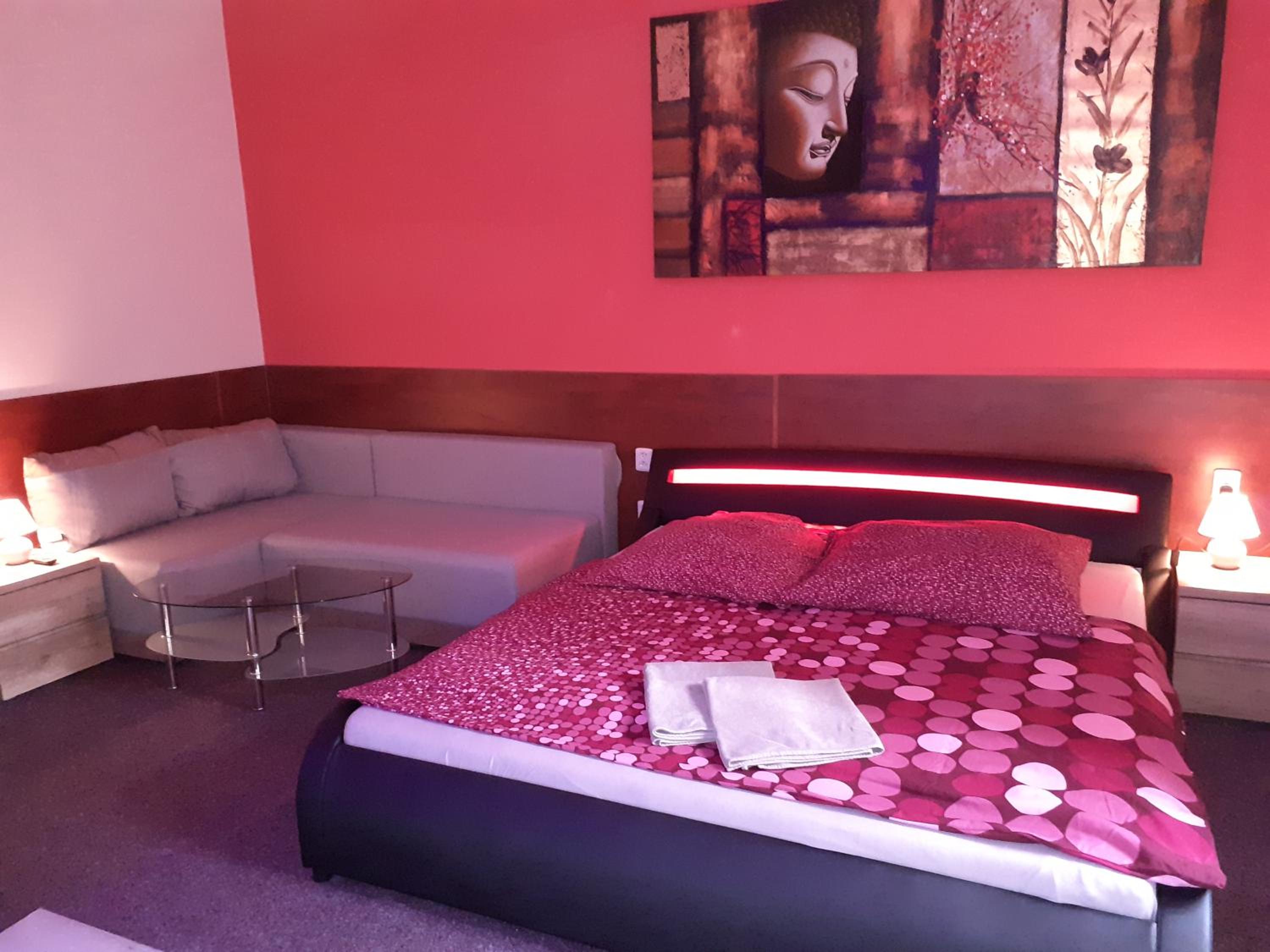 Junior Suite with Bath photo 2