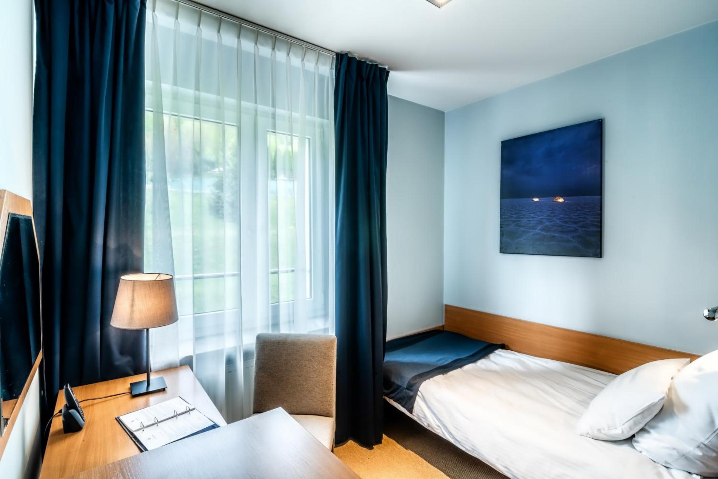 Single Room photo 3