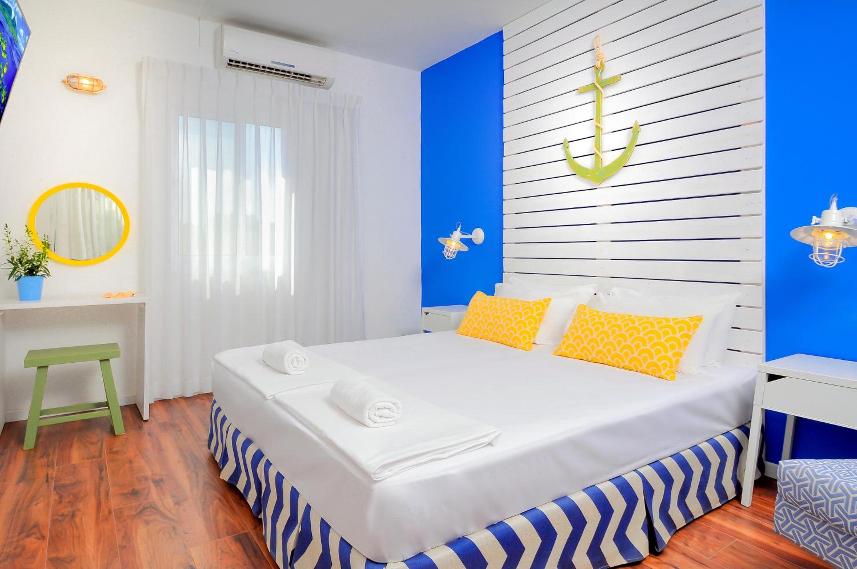 Large Family Two-Bedroom Apartment (2 Adults + 4 Children)