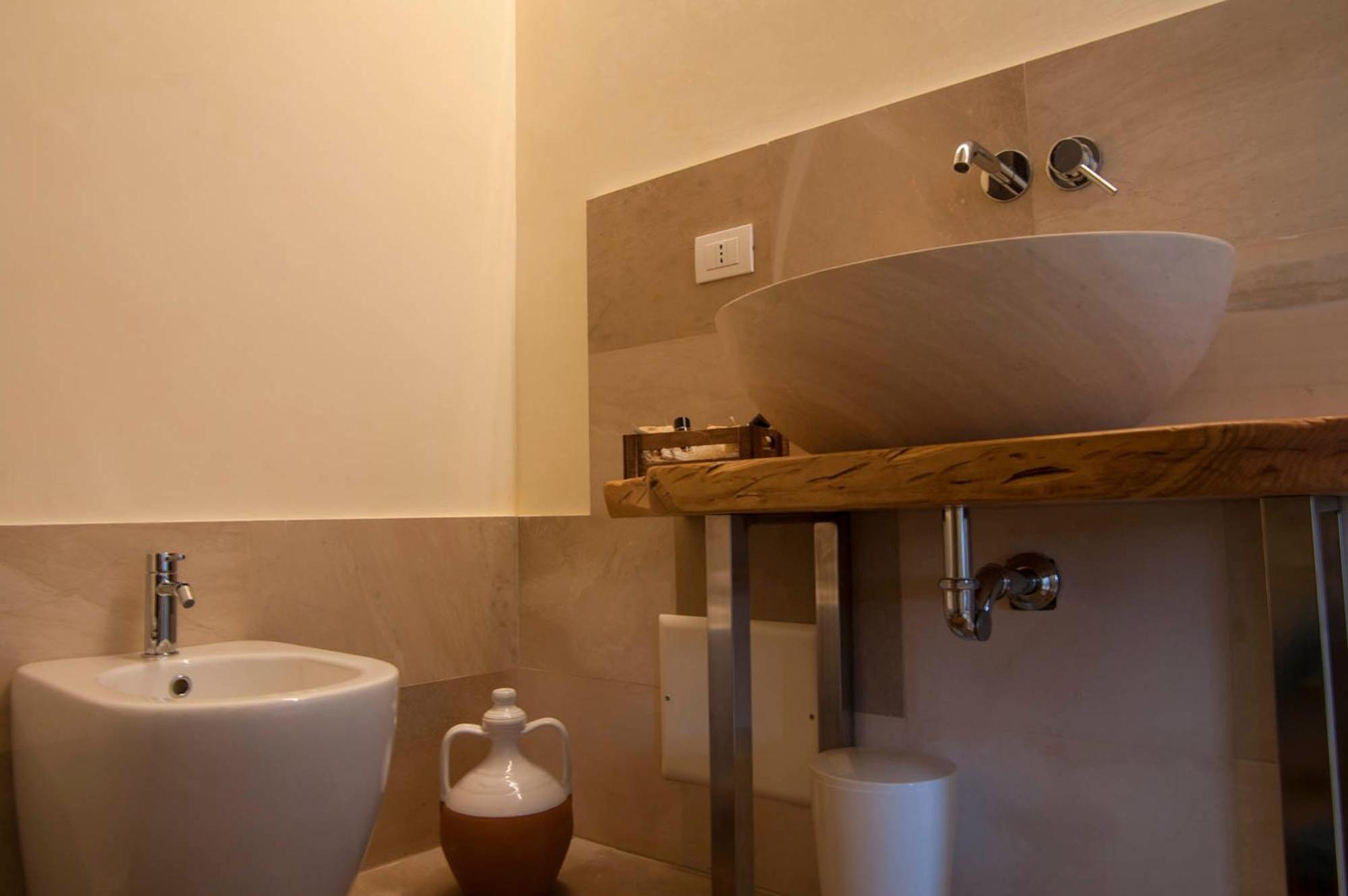 Deluxe Double or Twin Room photo 3
