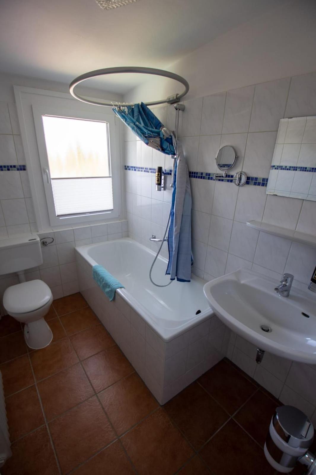 Double Room - Photo 12