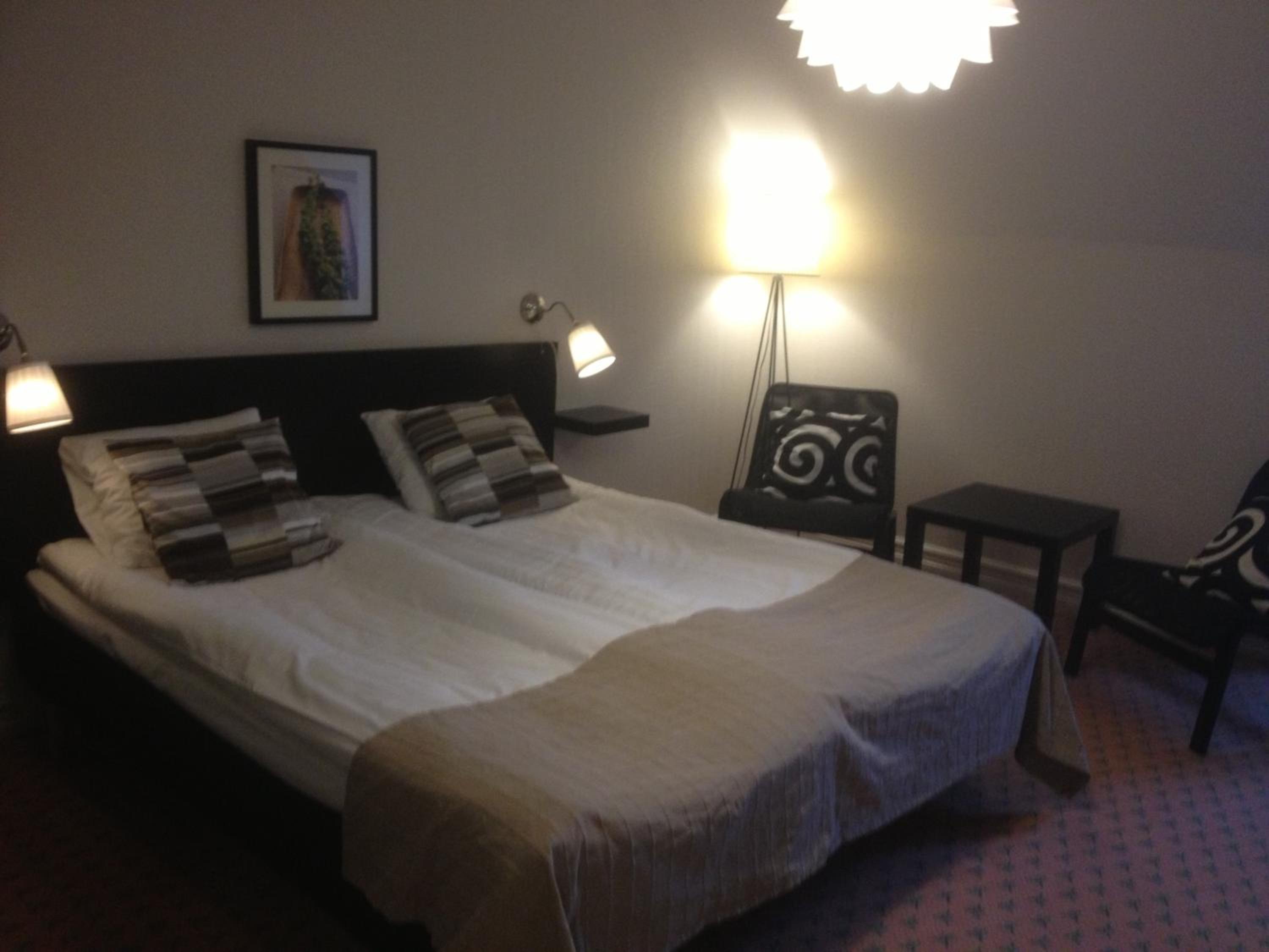 Family Room - Photo 1