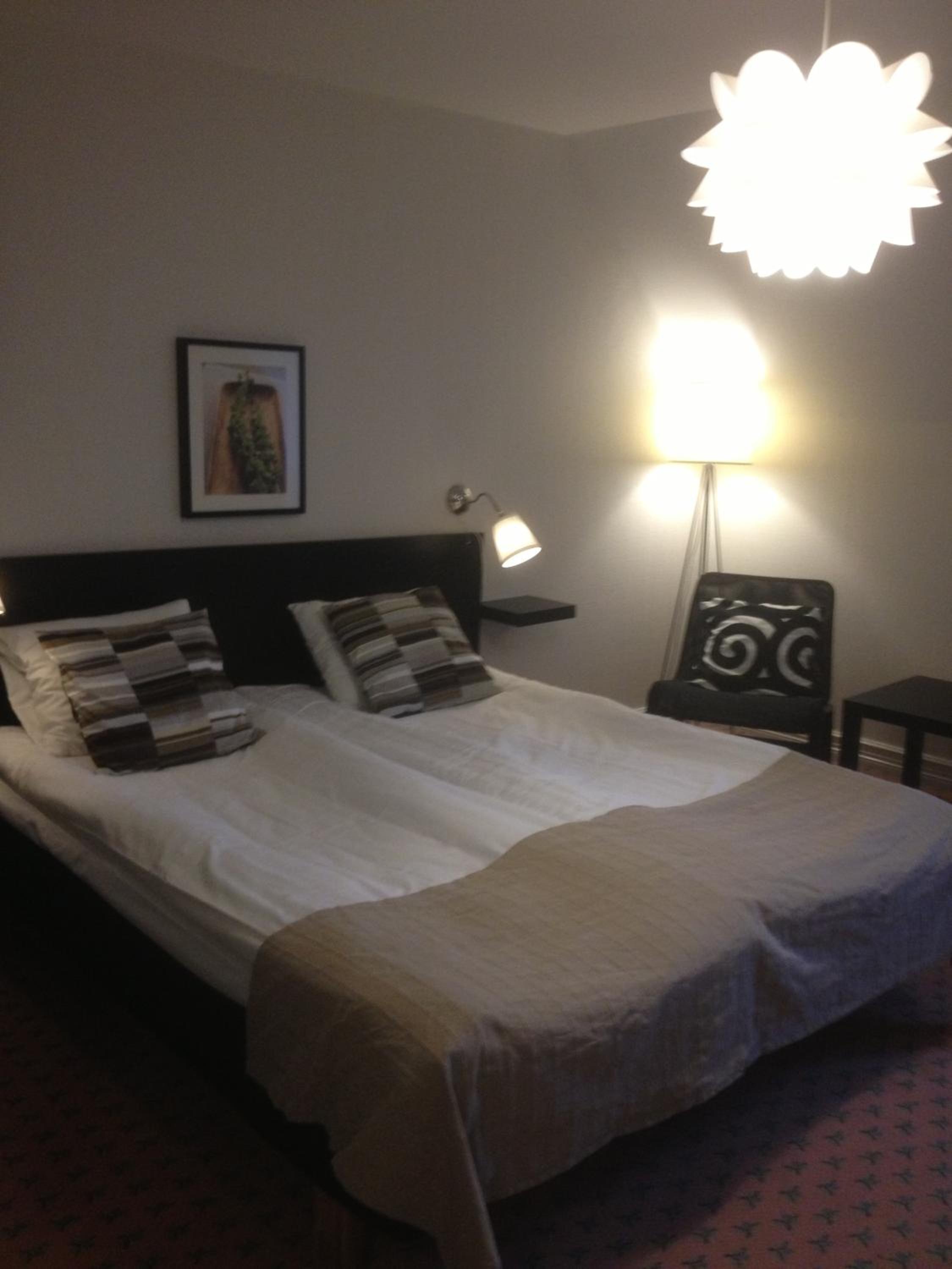 Family Room - Photo 3