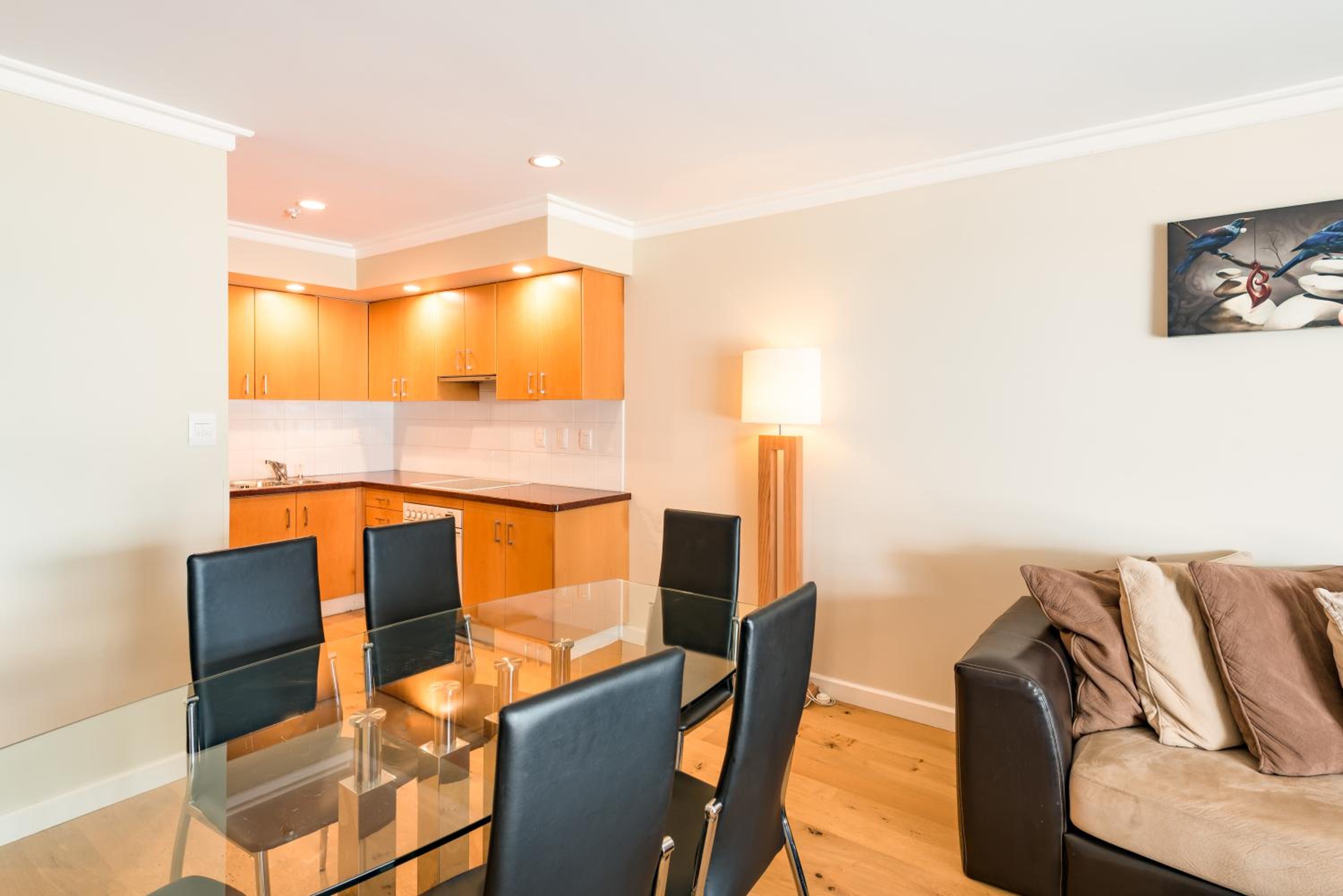 Executive Two-Bedroom Apartment - Photo 6