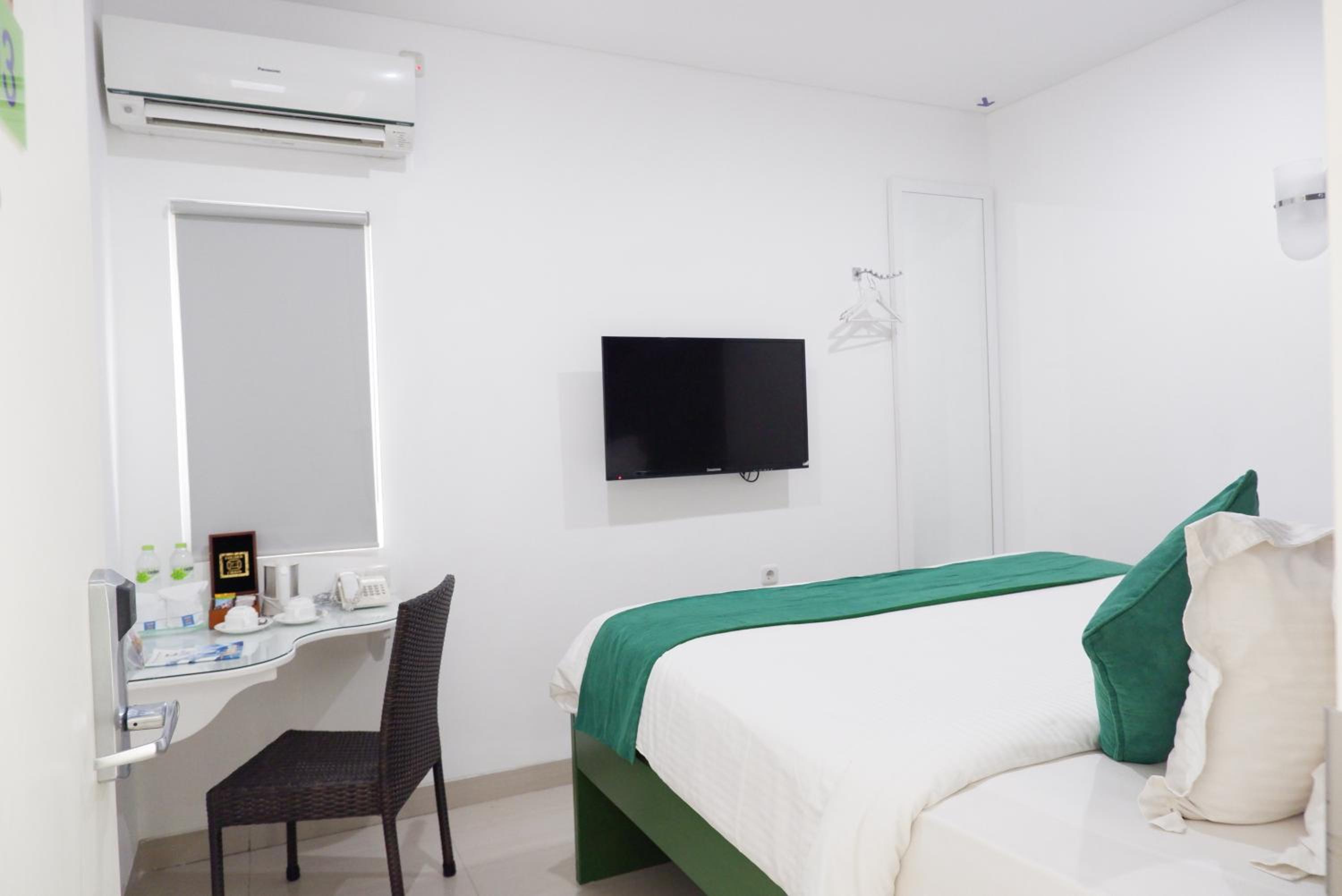 Deluxe Double Room photo 3