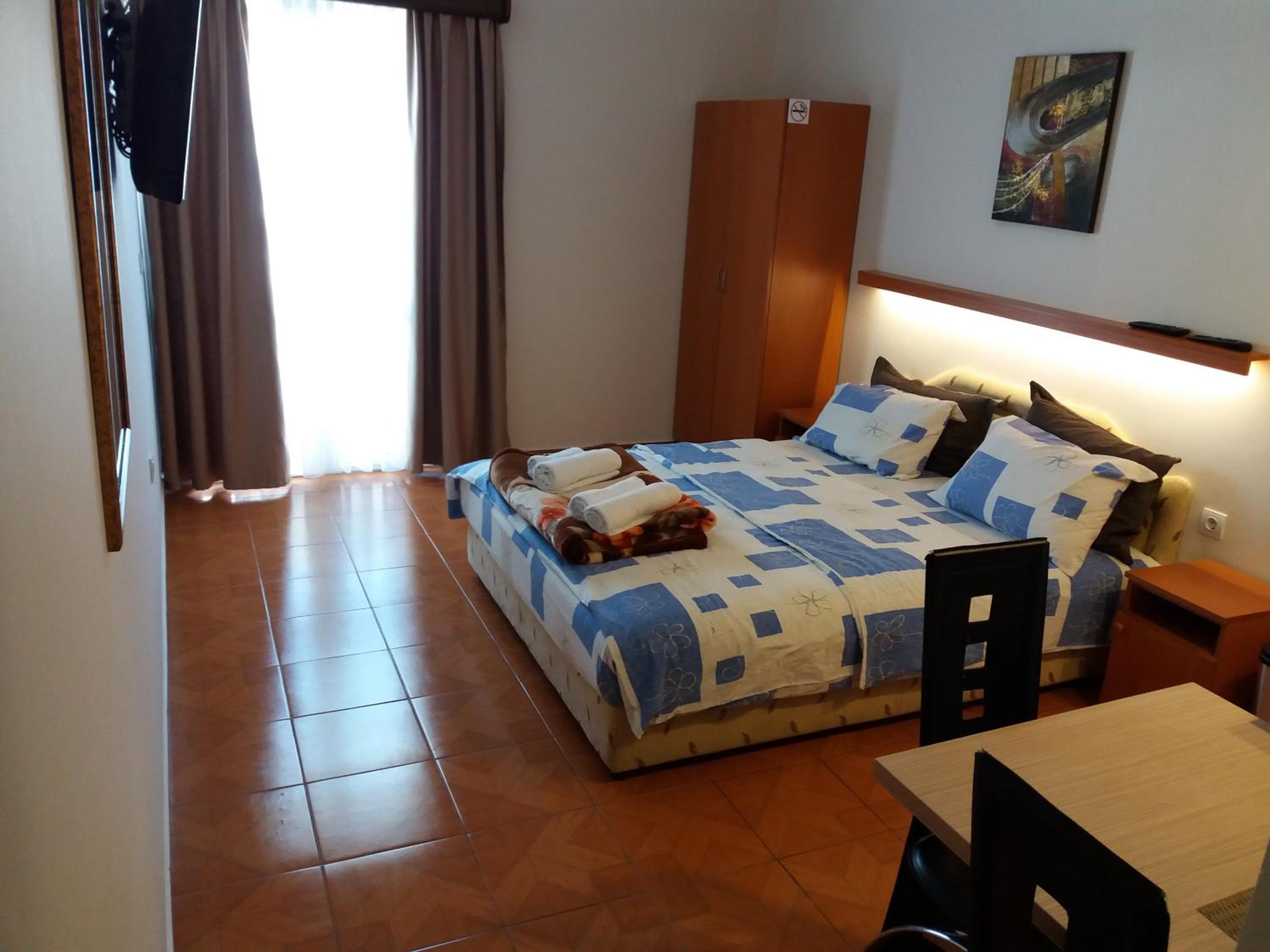 Studio (2 Adults) with Sea View photo 2