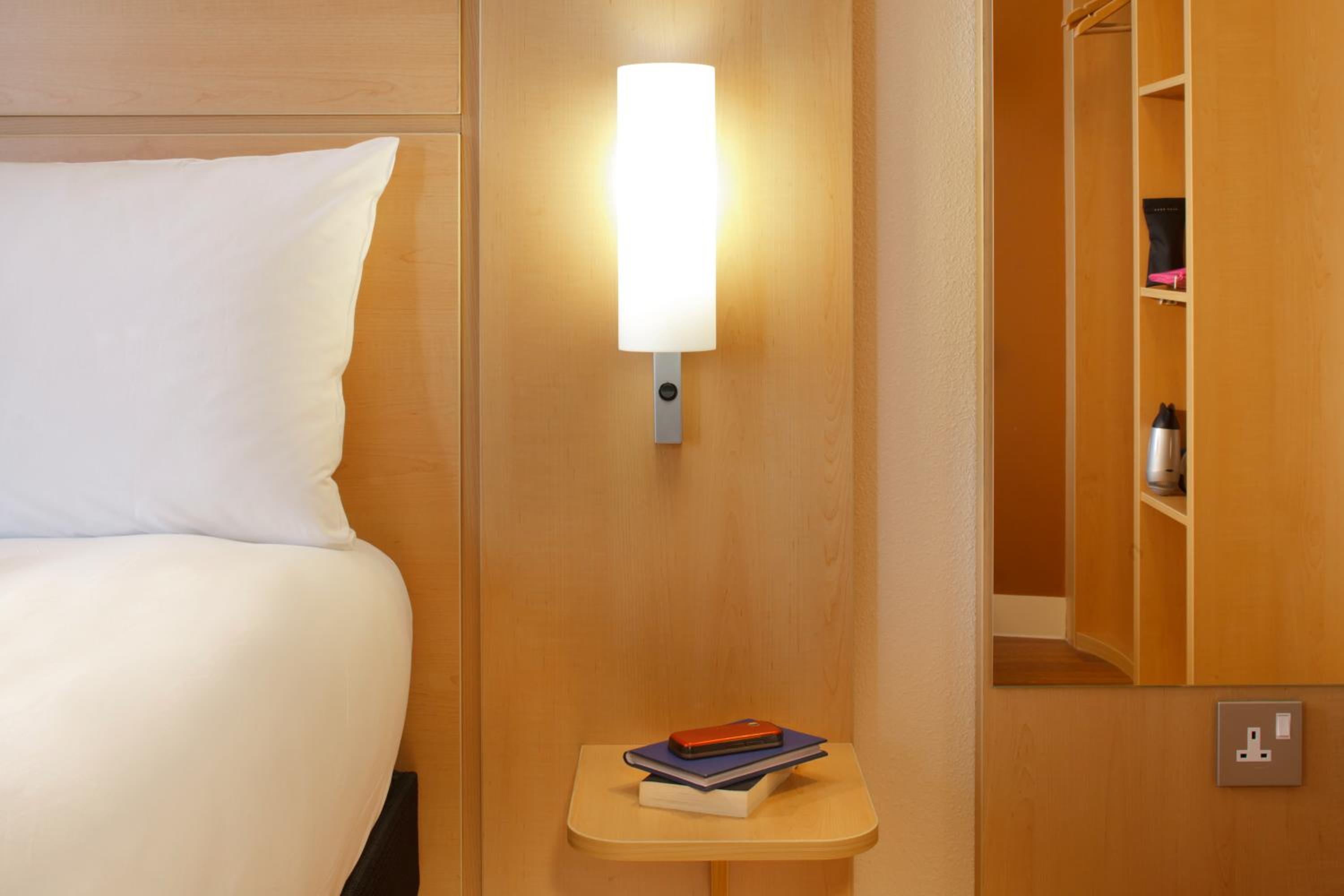 Double Room - Photo 6