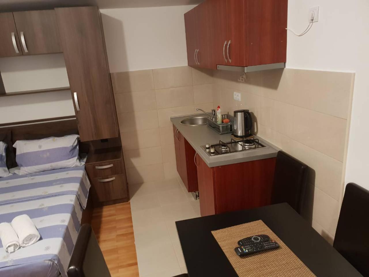 Studio (4 Adults) with Sea View photo 2