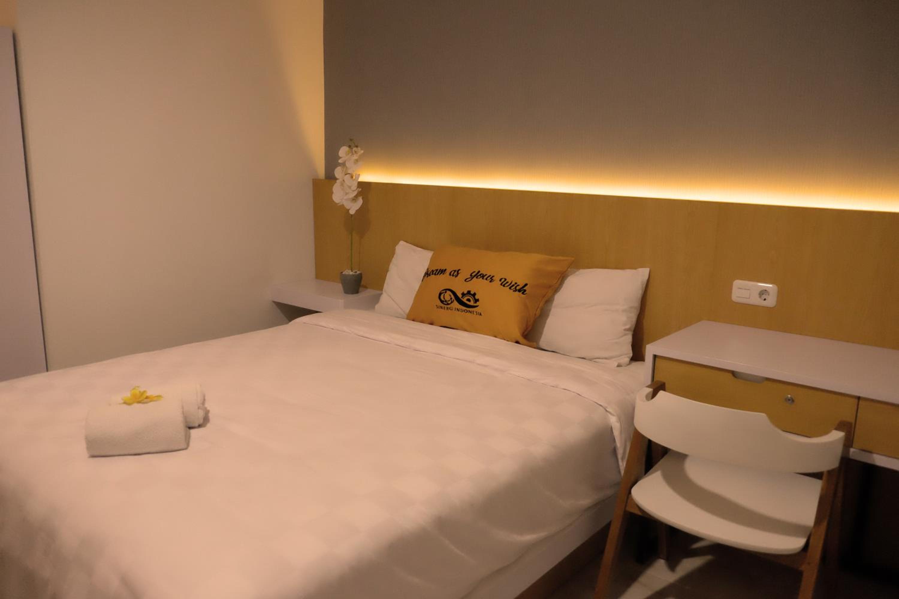 Deluxe Double Room with Balcony photo 1