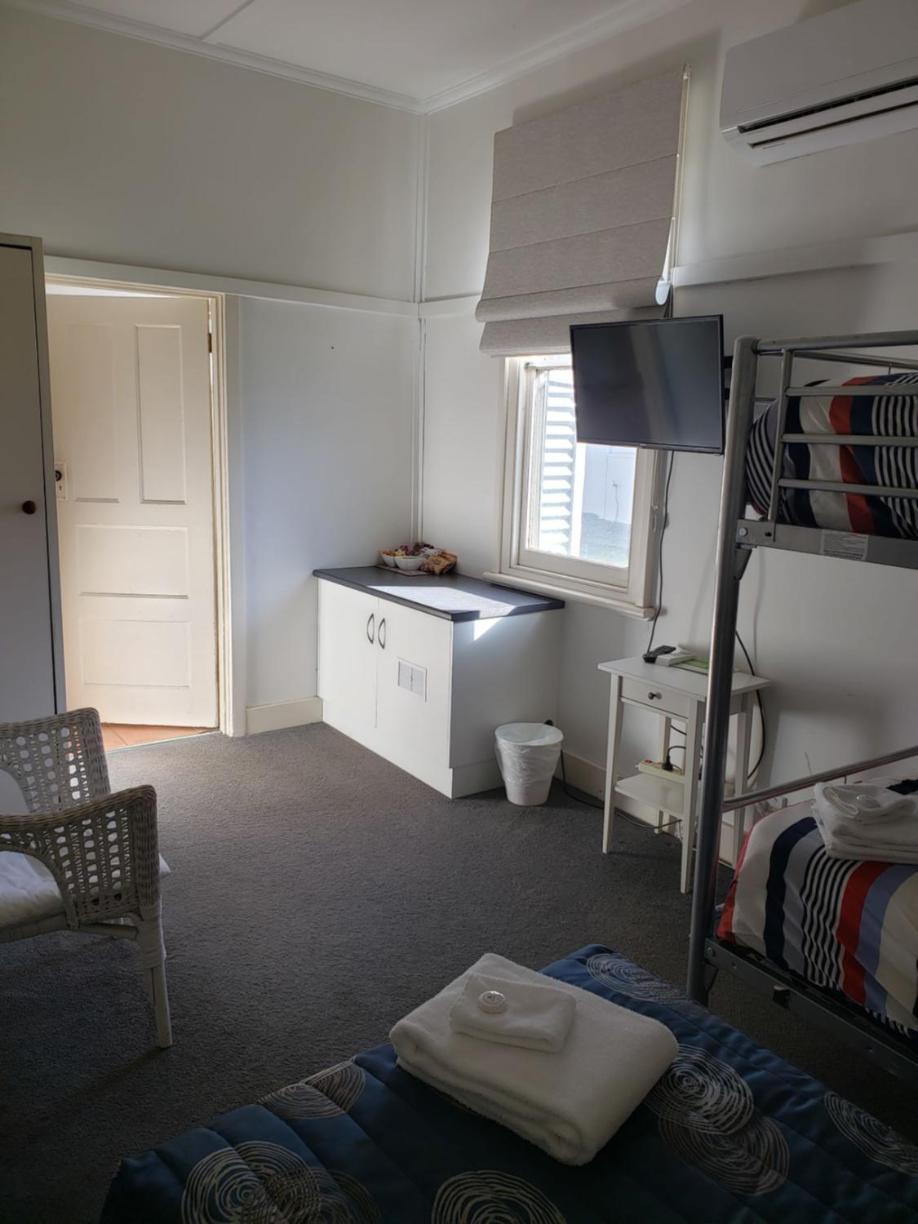 Classic Twin Room photo 1