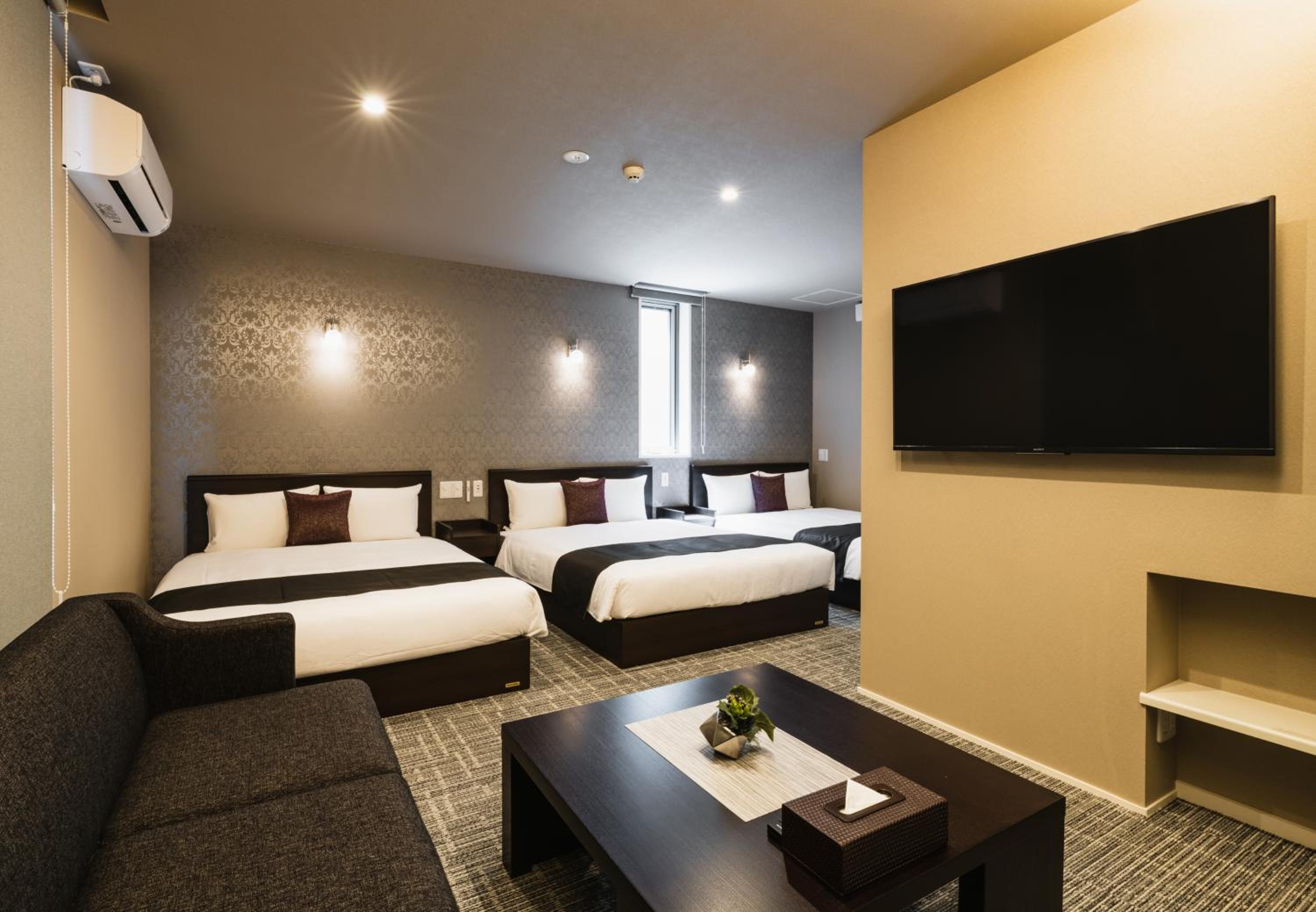 Standard Triple Room - Photo 6