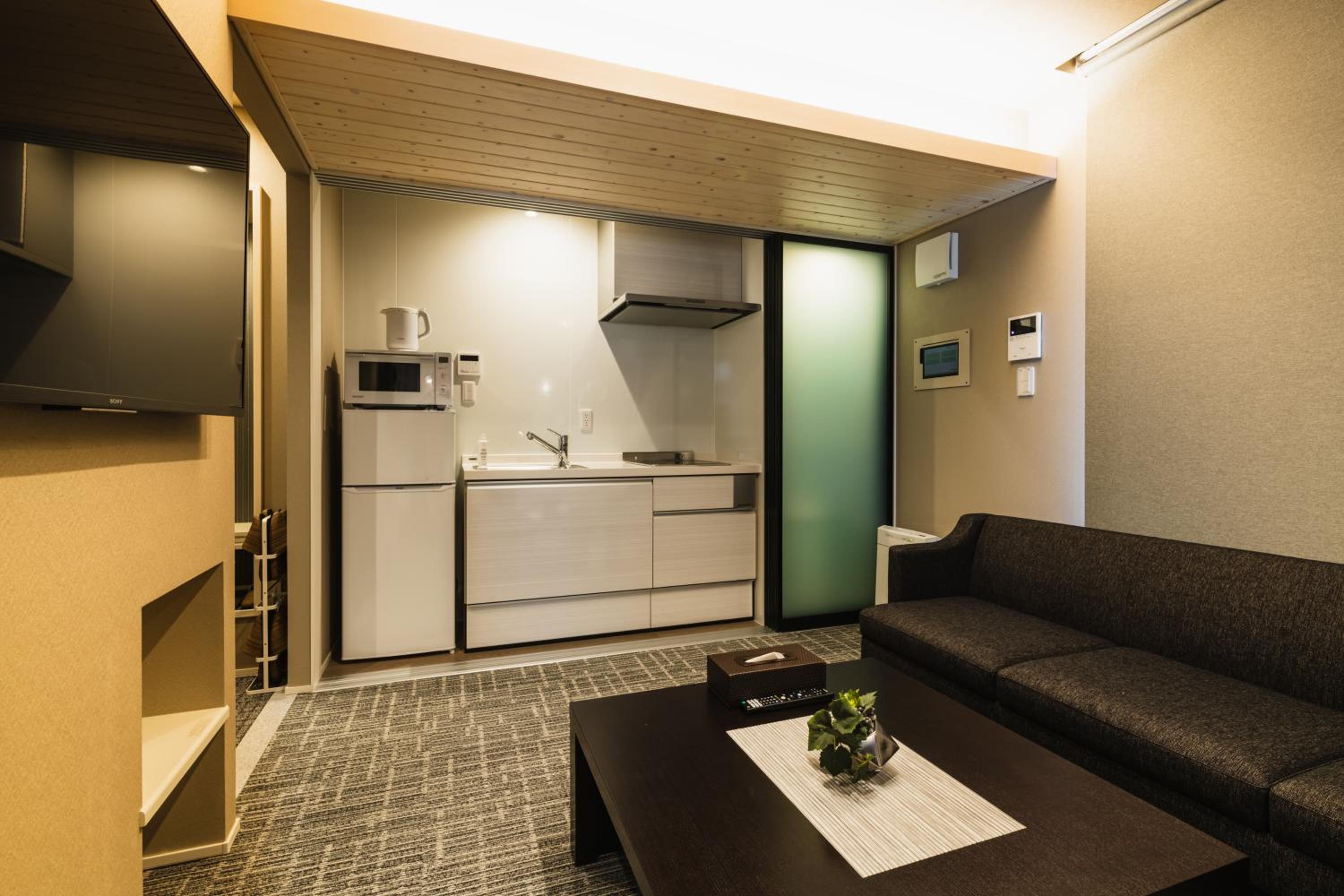 Standard Triple Room - Photo 11