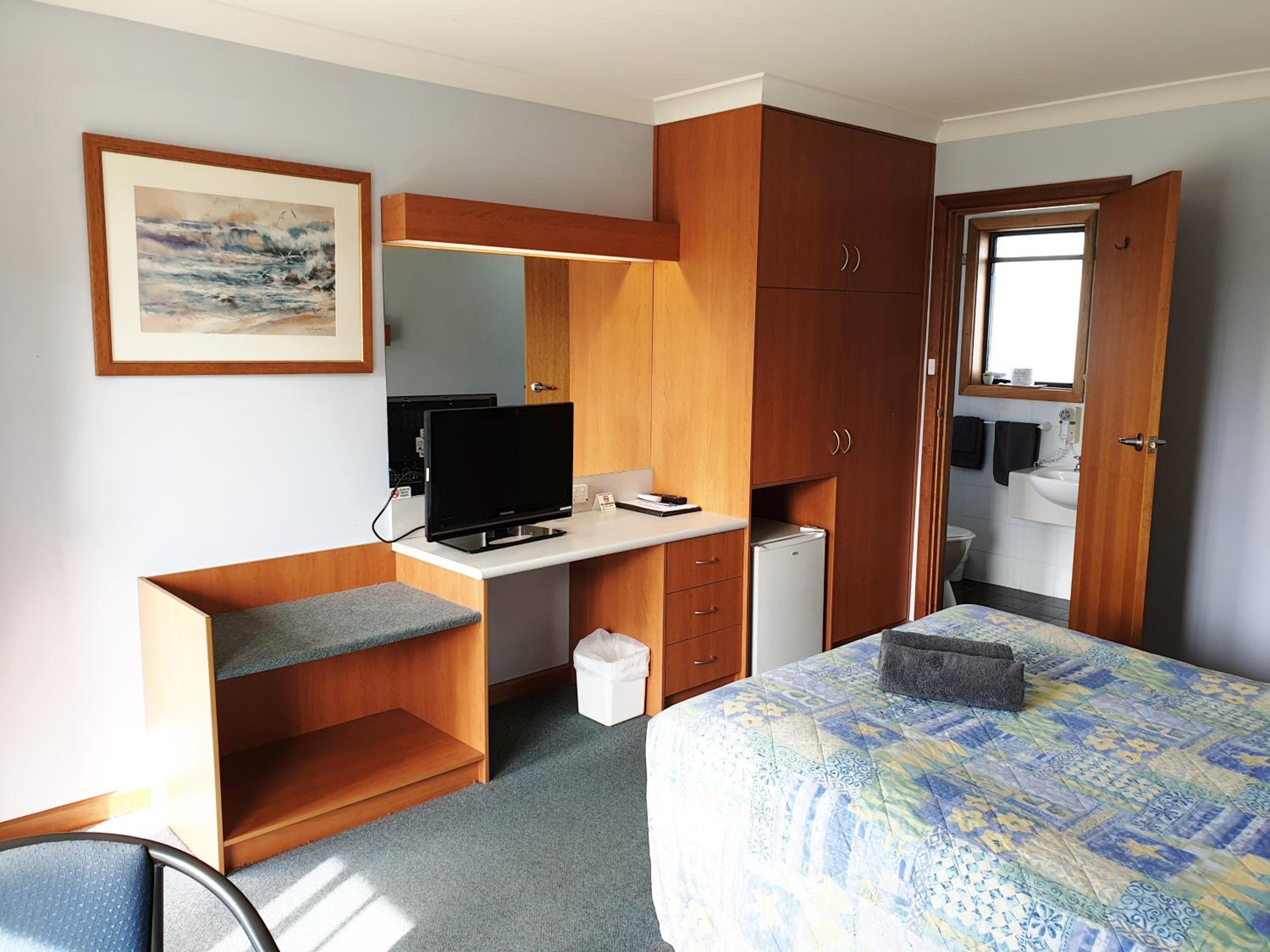 Deluxe Queen Room photo 2