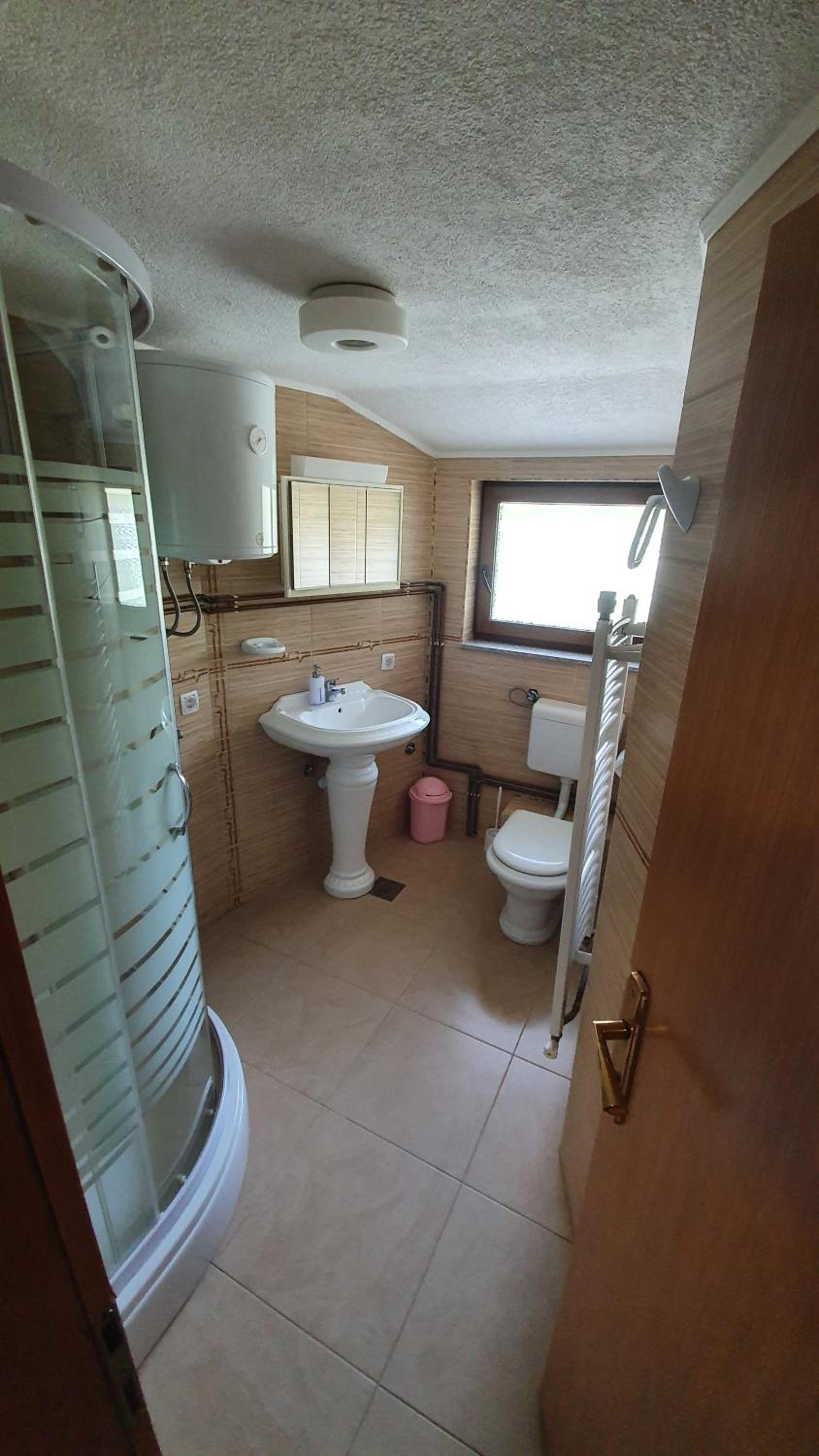 Family Suite - Photo 11