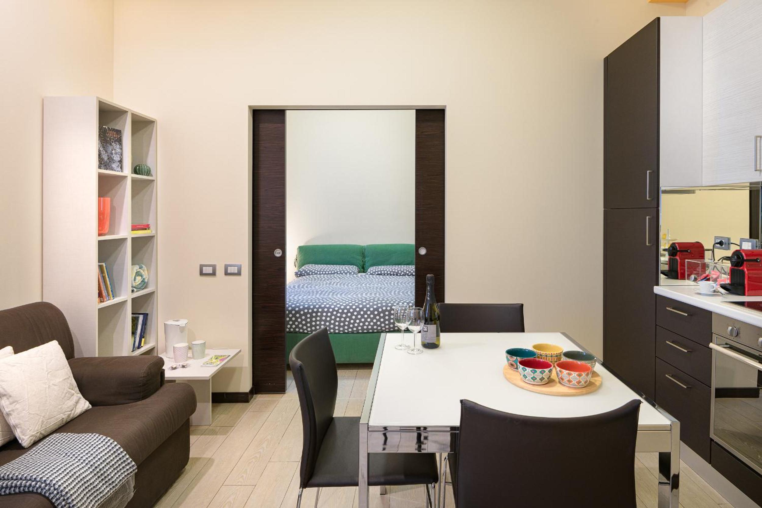 One-Bedroom Apartment