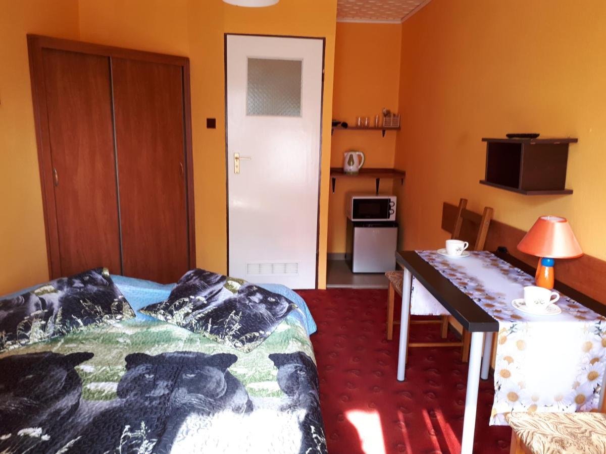 Small Double Room photo 1