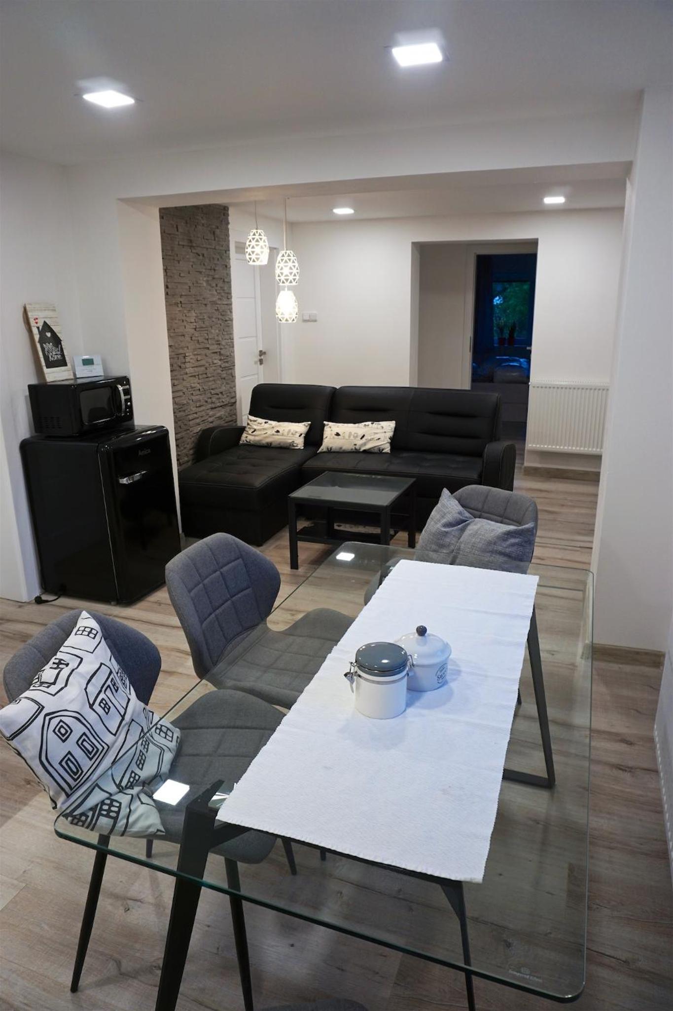 Apartment - Ground Floor photo 3
