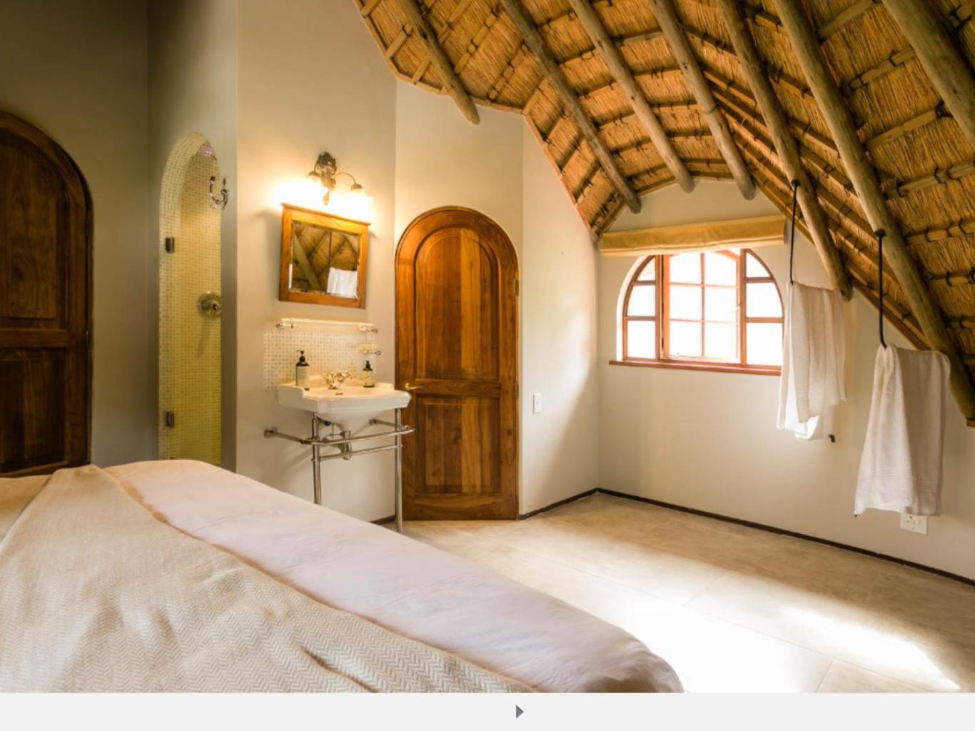 Budget Double Room - Photo 1